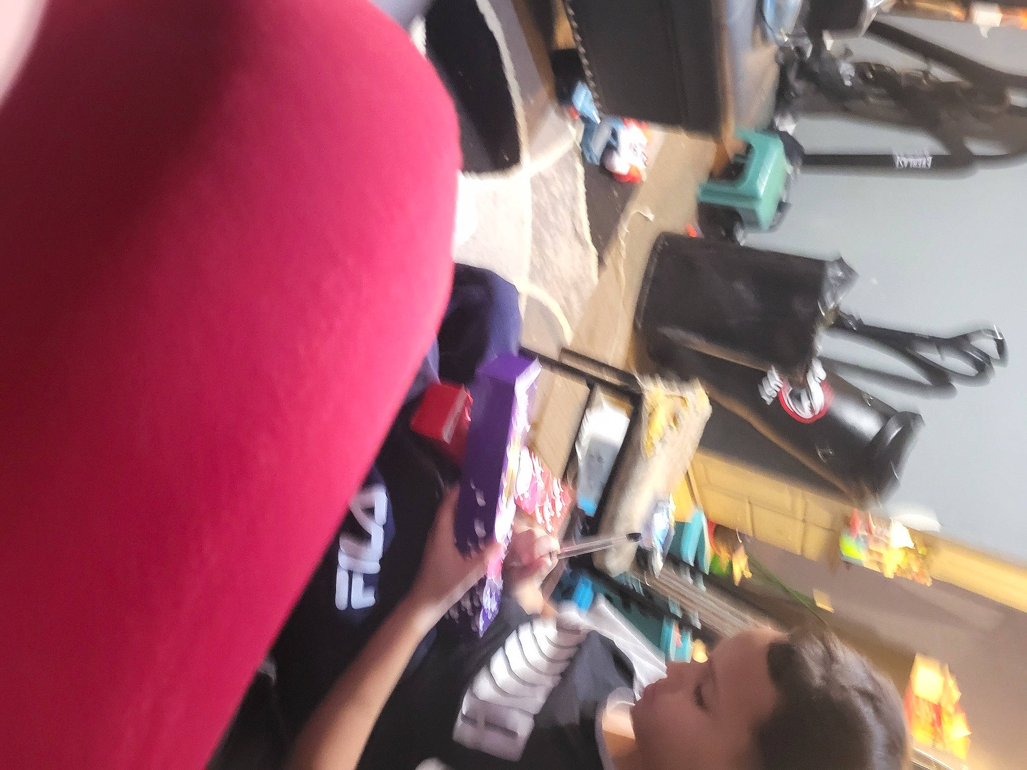 Jayden is registered to the contest to win money with this photo: audio_equipment, carmine, electrical_wiring, electronic_device, event, fun, gadget, leisure, machine, magenta, nail, person, recreation, room, t_shirt