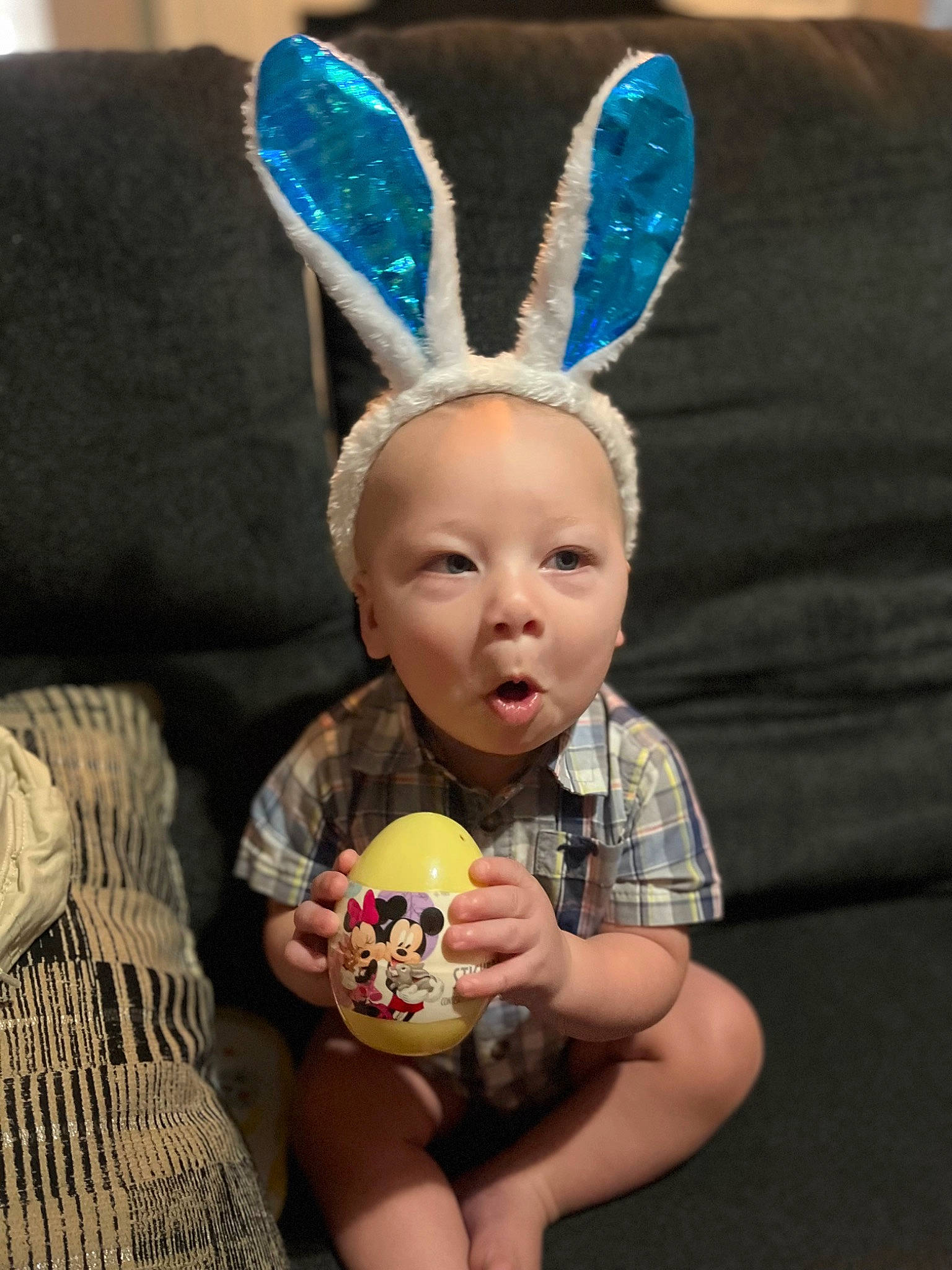 Graycen is registered to the contest to win money with this photo: baby, baby_toddler_clothing, child, costume_hat, couch, ear, electric_blue, fashion_accessory, fun, fur, green, happy, holiday, mammal, nail, party_supply, person, sleeve, t_shirt, toddler