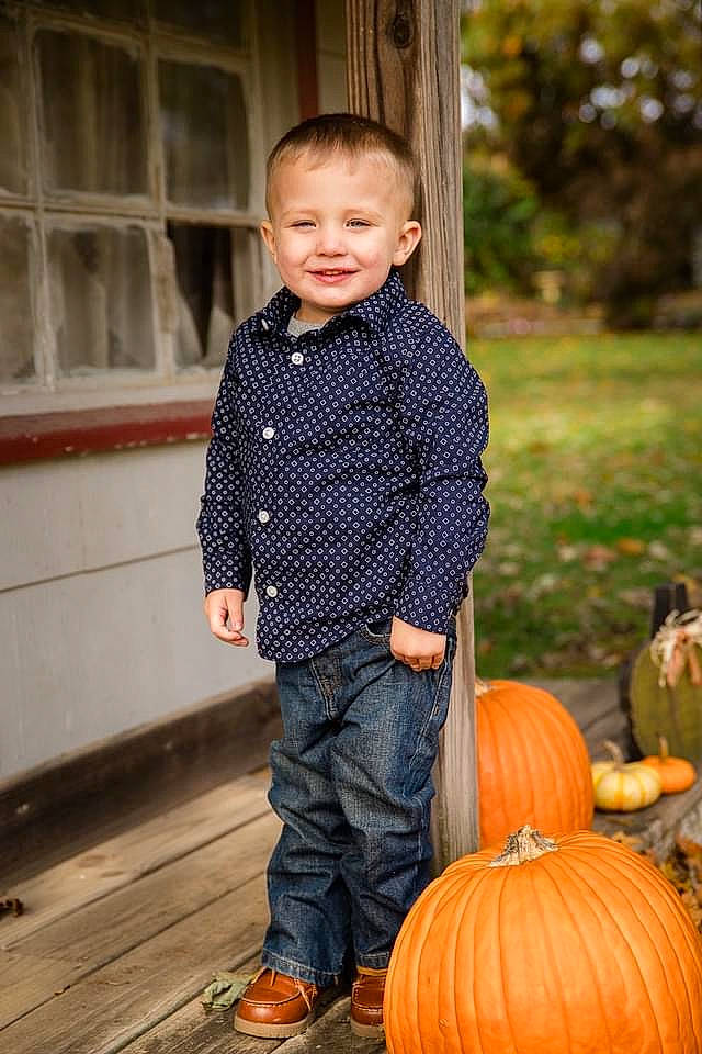 Blayne joined the competition — help win amazing prizes! baby_toddler_clothing, beauty, calabaza, cucurbita, gourd, grass, happy, head, joy, natural_foods, people, person, plant, pumpkin, smile, squash, t_shirt, toddler, tree, vegetable
