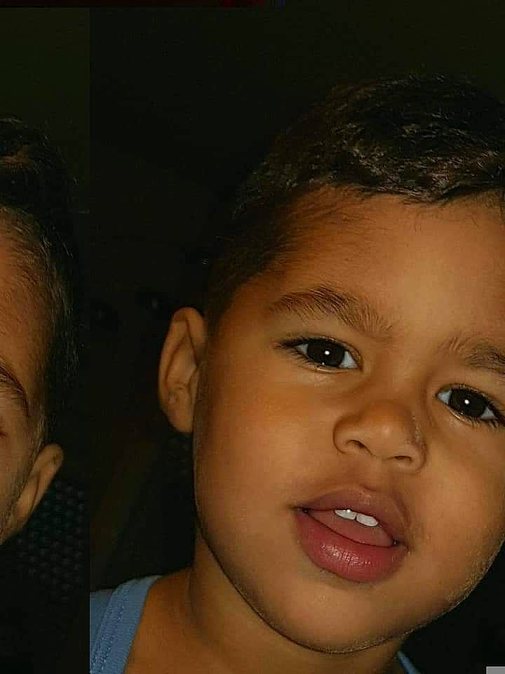 Ilyann participe au concours pour gagner de l'argent avec cette photo : cheek, child, chin, close_up, ear, eye, eyebrow, face, facial_expression, forehead, fun, hair, head, jaw, lip, mouth, nose, organ, person, skin