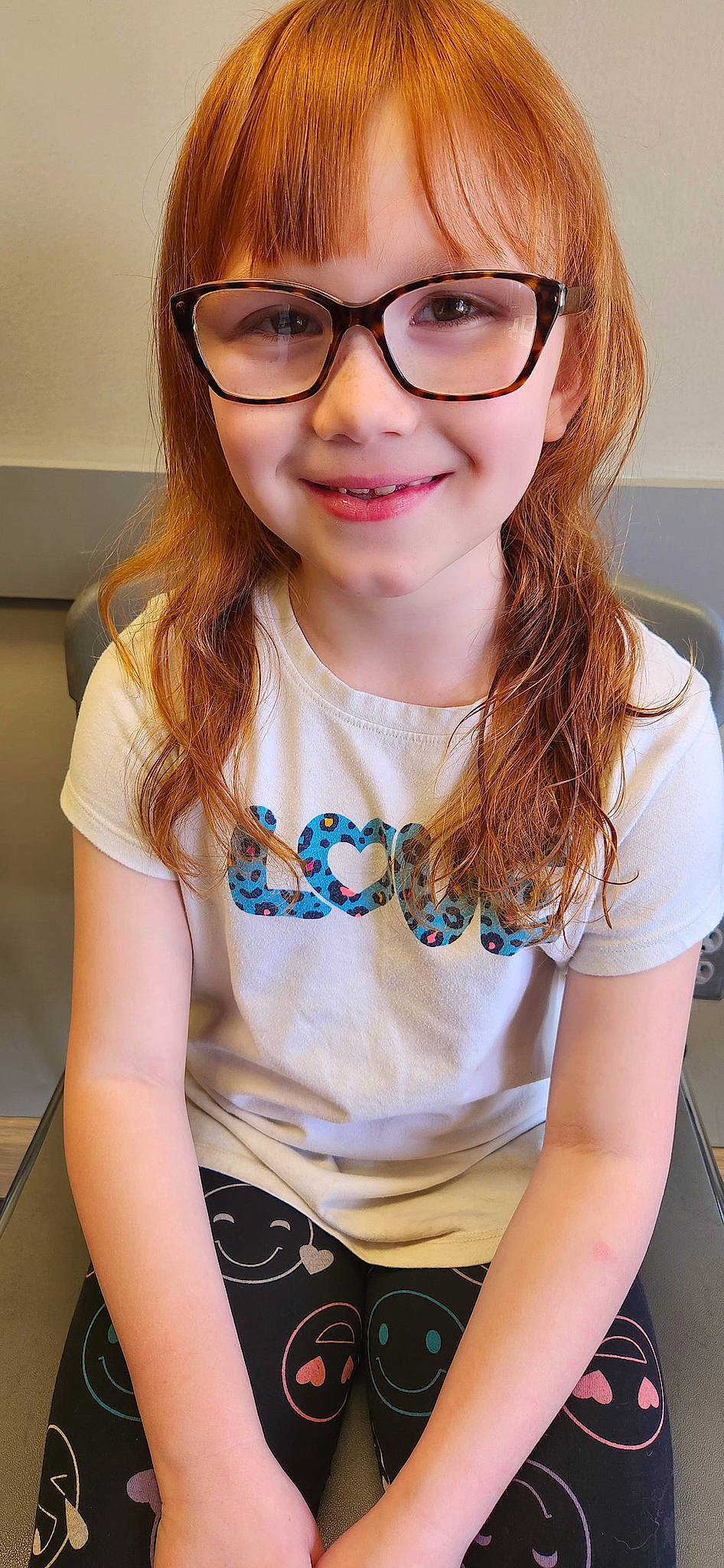 Wendy joined the competition — help win amazing prizes! cool, dress_shirt, eyebrow, eyelash, eyewear, fashion, forehead, glasses, hairstyle, happy, jaw, joy, lip, organ, person, shoulder, skin, sleeve, smile, t_shirt