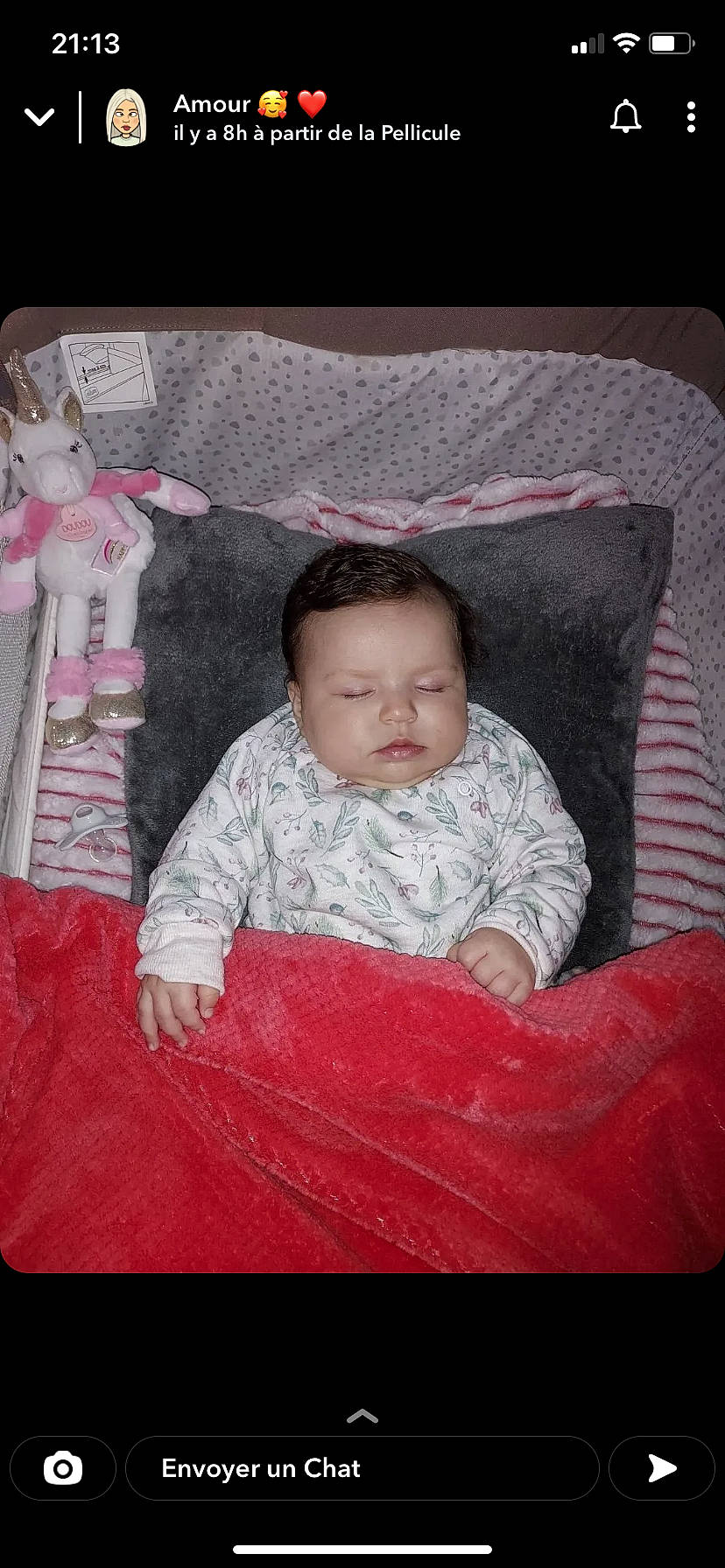 Siham participe au concours pour gagner de l'argent avec cette photo : baby, baby_products, baby_toddler_clothing, carmine, cheek, child, comfort, flesh, lap, linens, magenta, mammal, pattern, person, pink, product, room, sitting, skin, sleeve