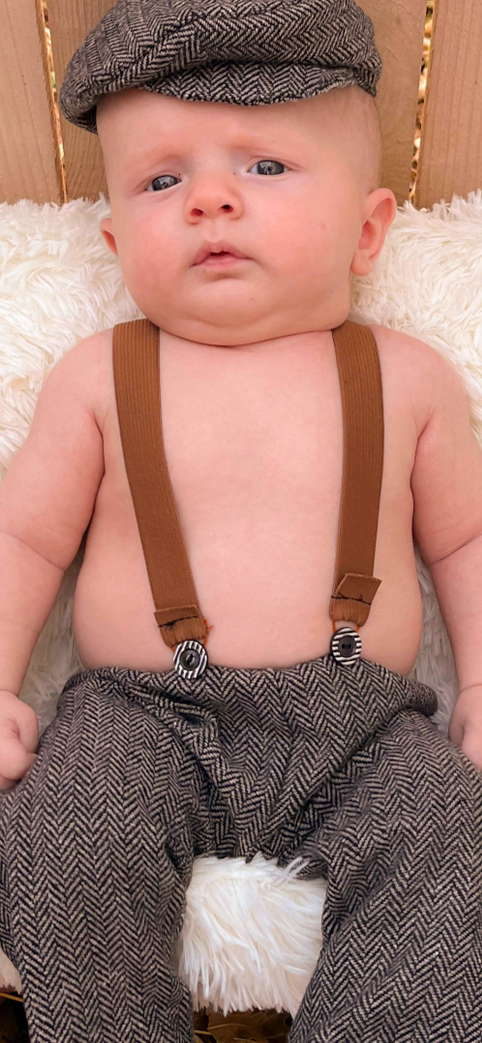 Lyric is registered to the contest to win money with this photo: abdomen, arm, baby, baby_toddler_clothing, cheek, chest, eyelash, finger, headwear, jewellery, lip, nail, neck, person, pink, skin, stomach, toddler, trunk, watch