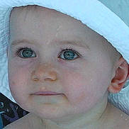 Gabin participe au concours pour gagner de l'argent avec cette photo :