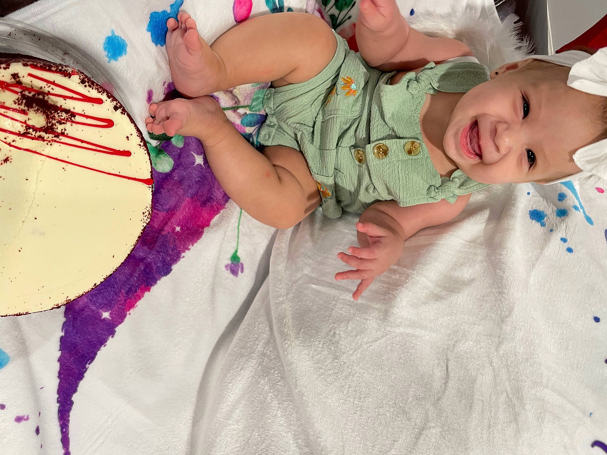 Kyomi is registered to the contest to win money with this photo: baby, baby_toddler_clothing, child, drum, event, fun, hand_drum, happy, hat, idiophone, magenta, membranophone, musical_instrument, pattern, people, person, pink, sleeve, smile, textile