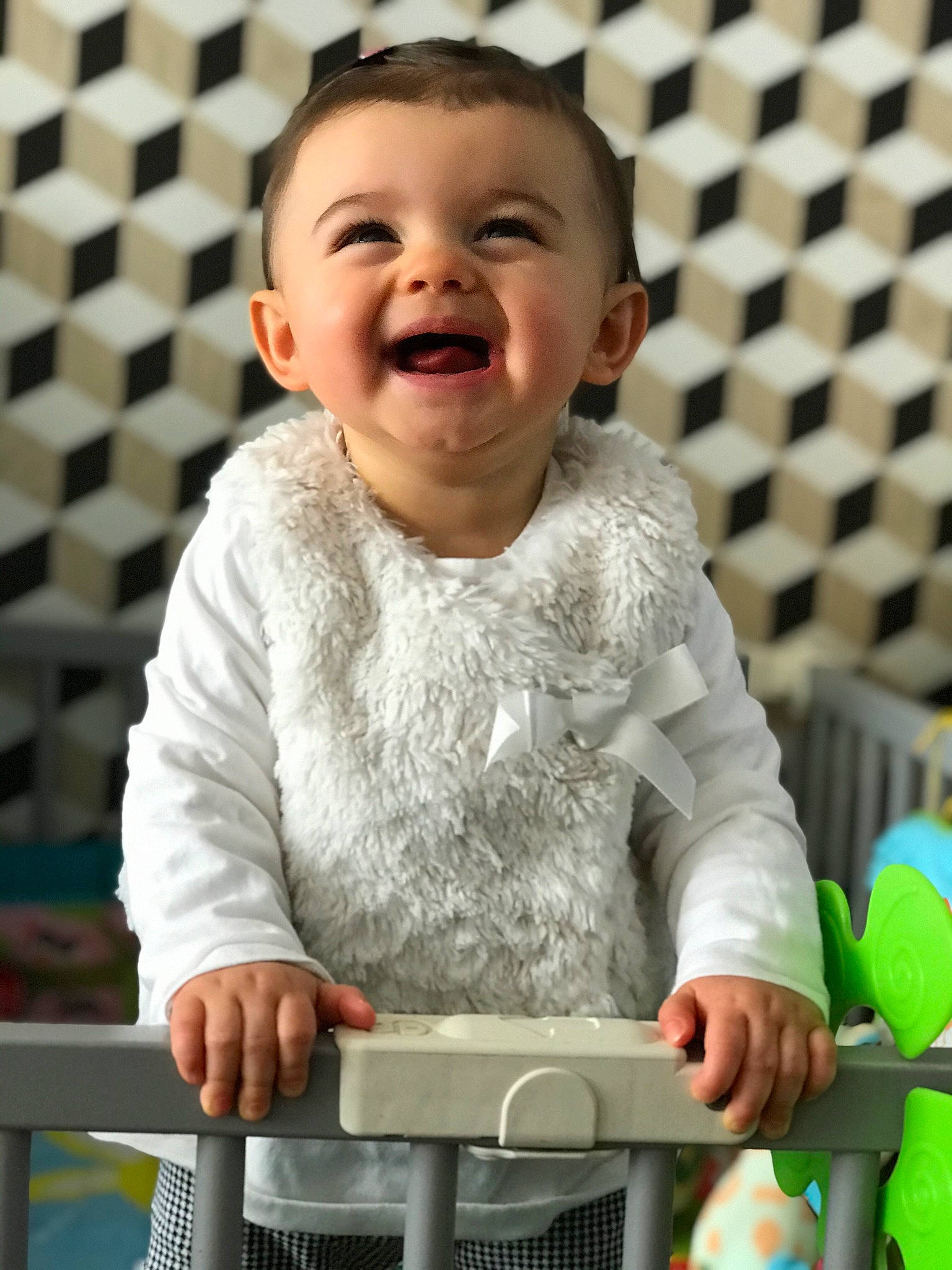 Lily participe au concours pour gagner de l'argent avec cette photo : baby, baby_laughing, baby_playing_with_toys, baby_products, baby_toddler_clothing, cheek, child, dress, fun, grass, green, happy, joy, person, photograph, product, sitting, skin, sleeve, smile