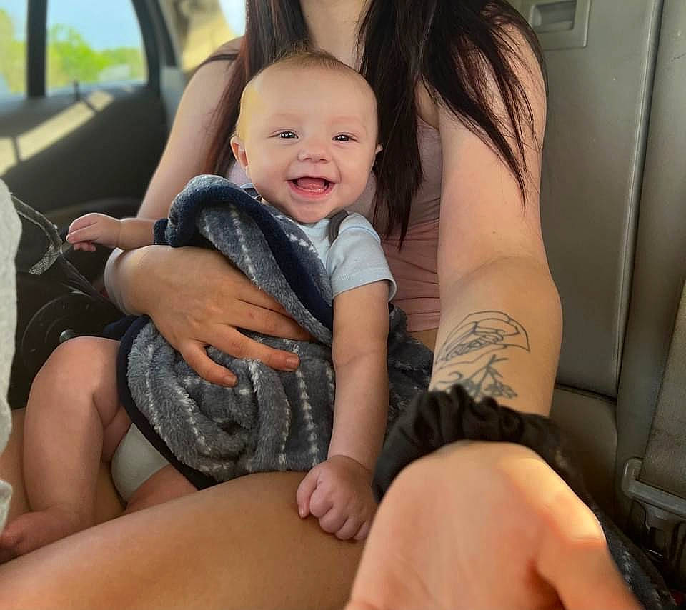 Briar joined the competition — help win amazing prizes! arm, comfort, facial_expression, finger, gesture, hand, happy, human_body, jeans, joint, knee, leg, mouth, muscle, nail, person, shoulder, skin, smile, thigh