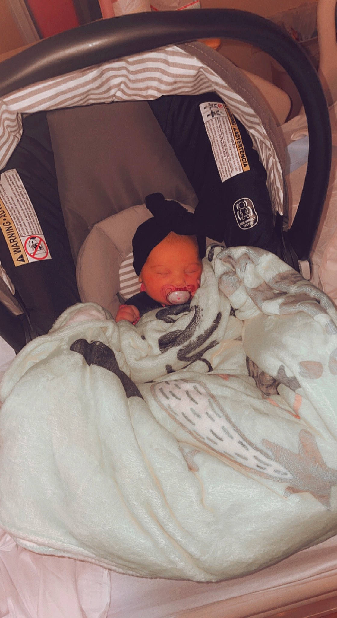 Kinsleigh joined the competition — help win amazing prizes! baby, baby_products, baby_safety, baby_sleeping, bed, bedtime, child, comfort, head, health_care, hospital, hospital_bed, infant_bed, linens, medical, medical_equipment, person, product, room, textile