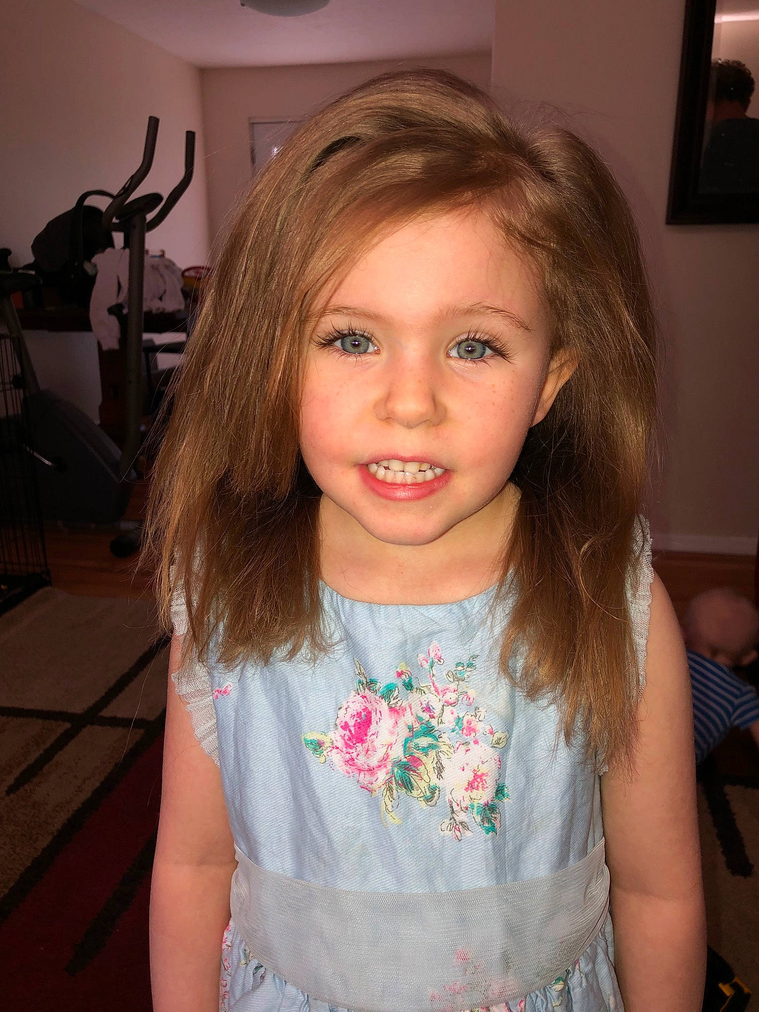 Mckynlie is registered to the contest to win money with this photo: bangs, beauty, blond, brown_hair, child, child_model, chin, face, hair, hair_coloring, hairstyle, iris, joy, layered_hair, lip, long_hair, person, smile, toddler