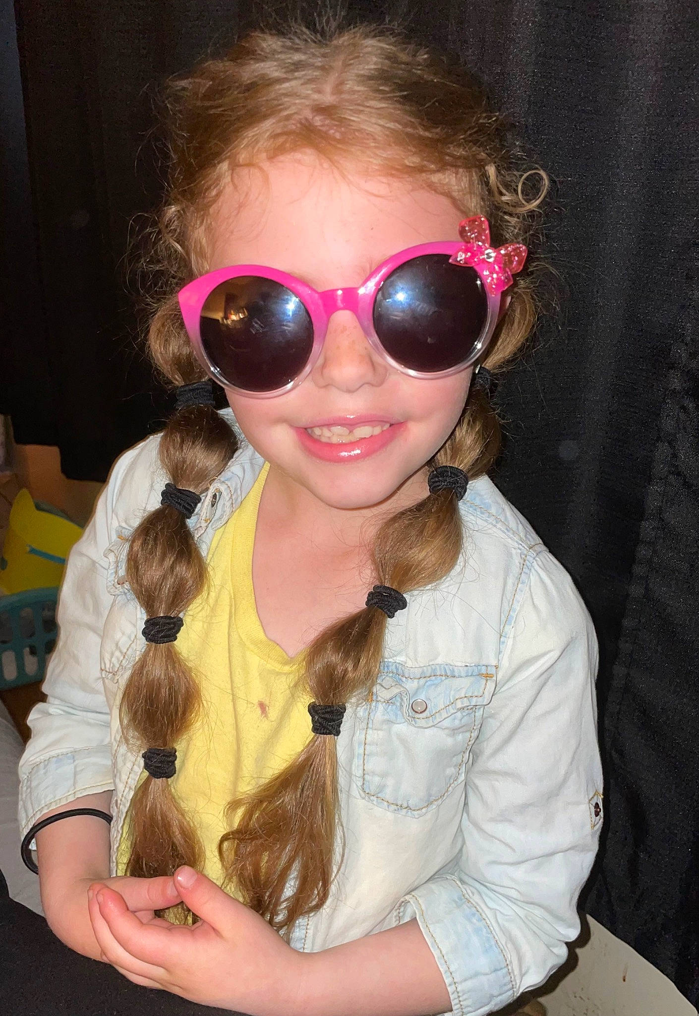 Mckynlie is registered to the contest to win money with this photo: black_hair, cool, eye_glass_accessory, eyebrow, eyelash, eyewear, fashion_design, flash_photography, fun, glasses, goggles, happy, iris, joy, lip, nose, person, personal_protective_equipment, sleeve, smile