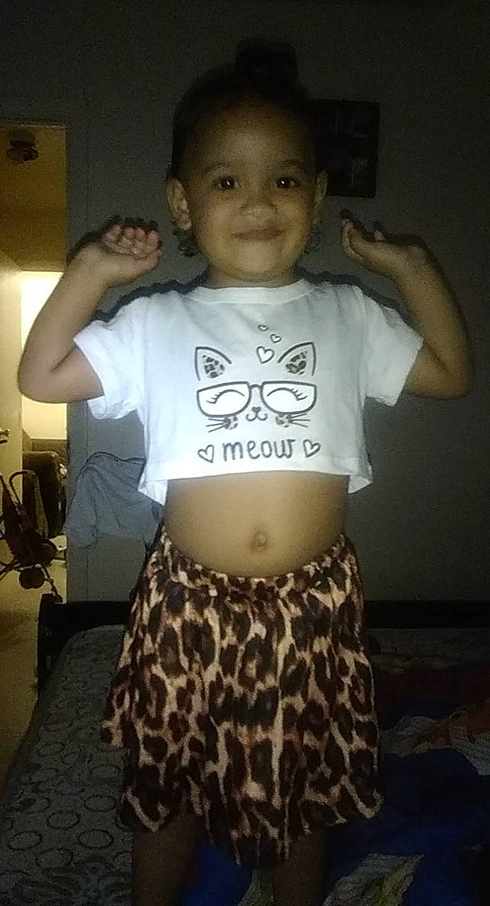 Cashmere is registered to the contest to win money with this photo: abdomen, arm, baby_toddler_clothing, chest, child, elbow, eyelash, happy, human_body, joint, joy, neck, pattern, person, shoulder, skin, sleeve, t_shirt, thigh, toddler