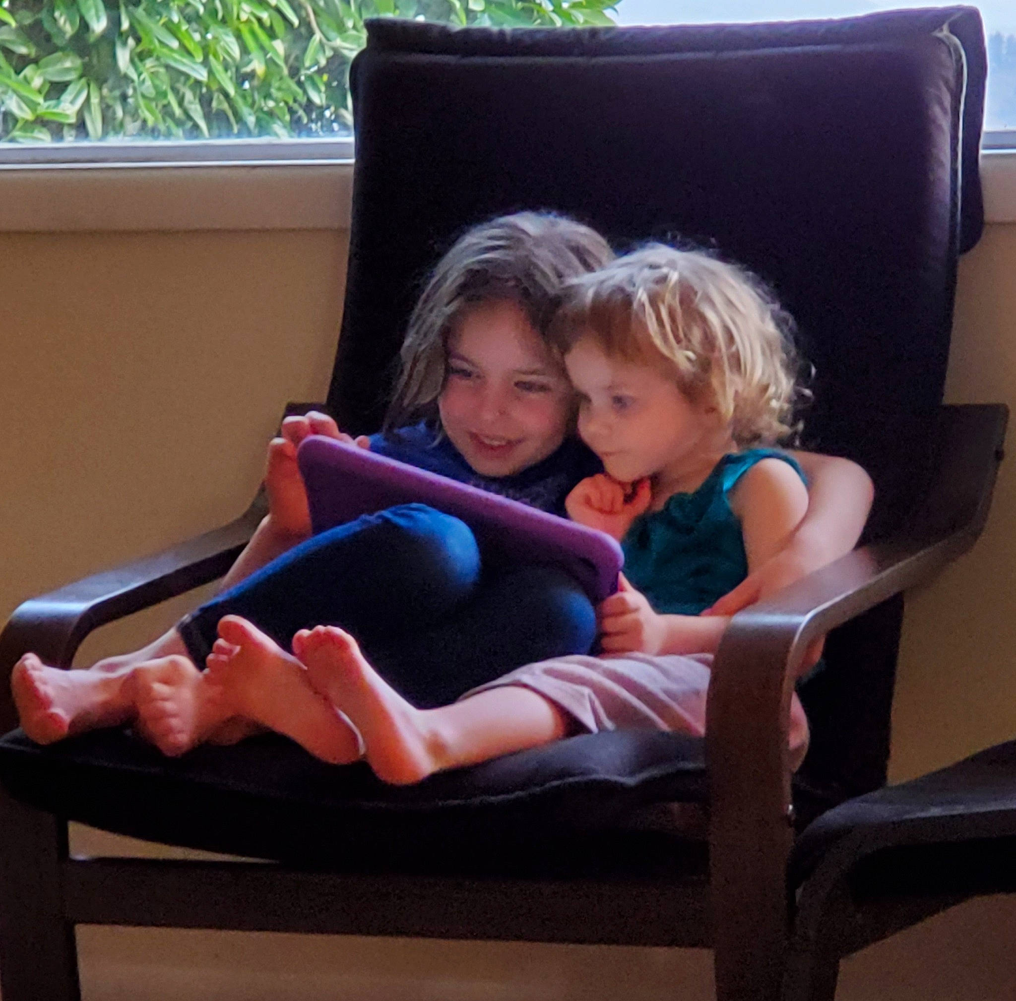 Milana is registered to the contest to win money with this photo: baby, child, comfort, couch, furniture, interaction, joy, lap, leg, leisure, person, photography, sitting, thigh, toddler, vacation