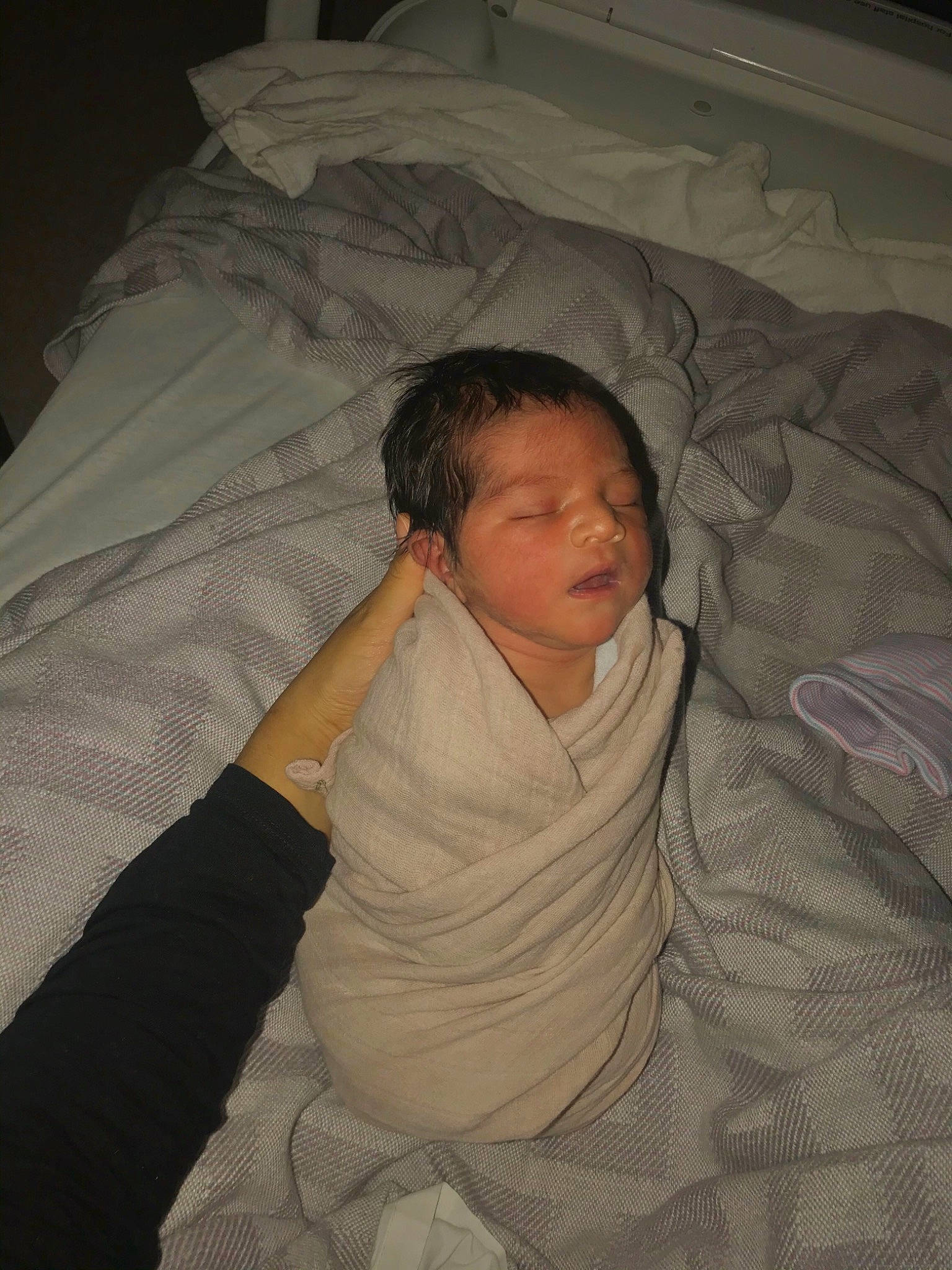 Lee is registered to the contest to win money with this photo: baby, baby_toddler_clothing, bed, bed_sheet, bedding, bedroom, bedtime, blanket, comfort, duvet, elbow, linens, mattress, nap, person, room, sleep, textile