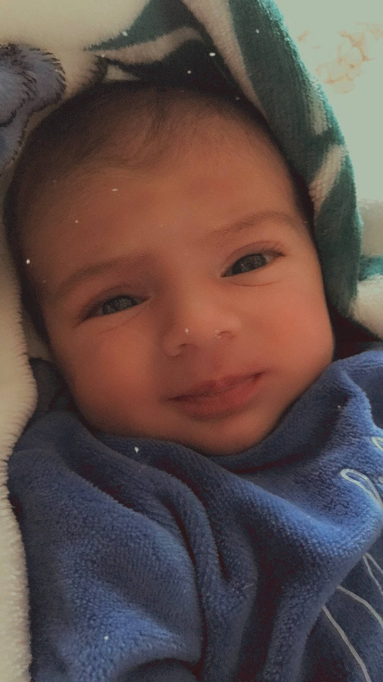 Natéo a rejoint le concours — aidez-le/la à gagner de superbes lots ! baby, beauty, black_hair, cheek, child, chin, close_up, eye, eyebrow, face, facial_expression, forehead, head, lip, mouth, nose, person, selfie, skin, smile