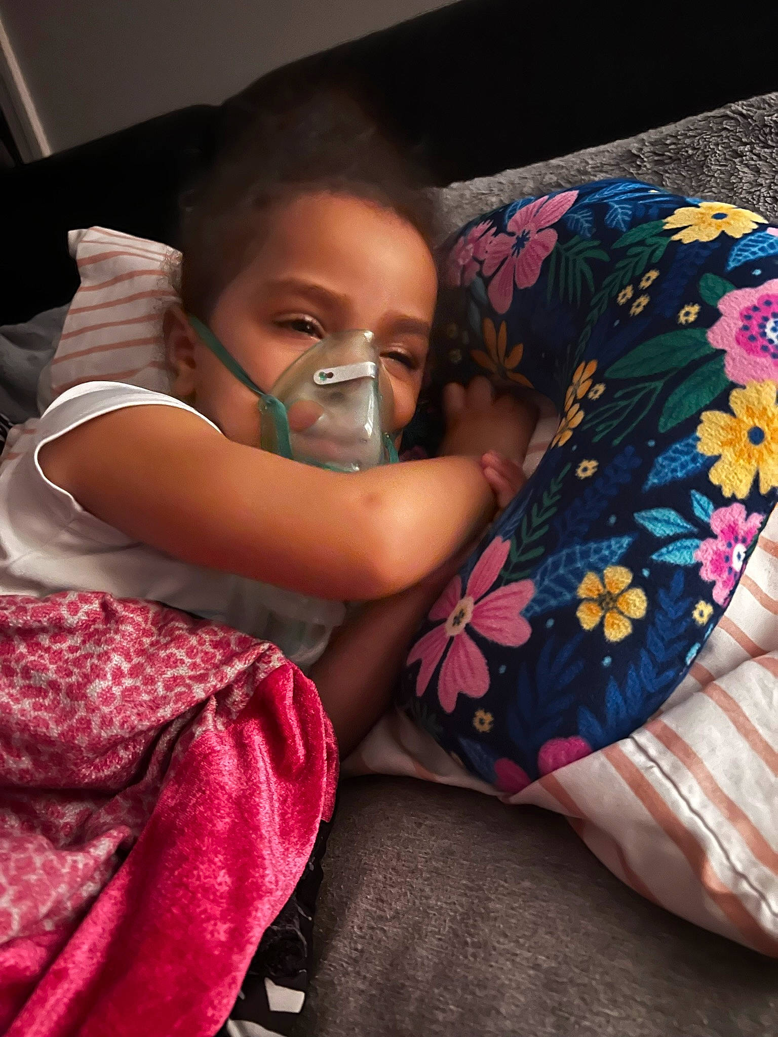 Ahlani is registered to the contest to win money with this photo: abdomen, baby, child, comfort, event, finger, fun, happy, human_leg, magenta, nail, pattern, person, pink, room, sitting, skin, smile, thigh, toddler