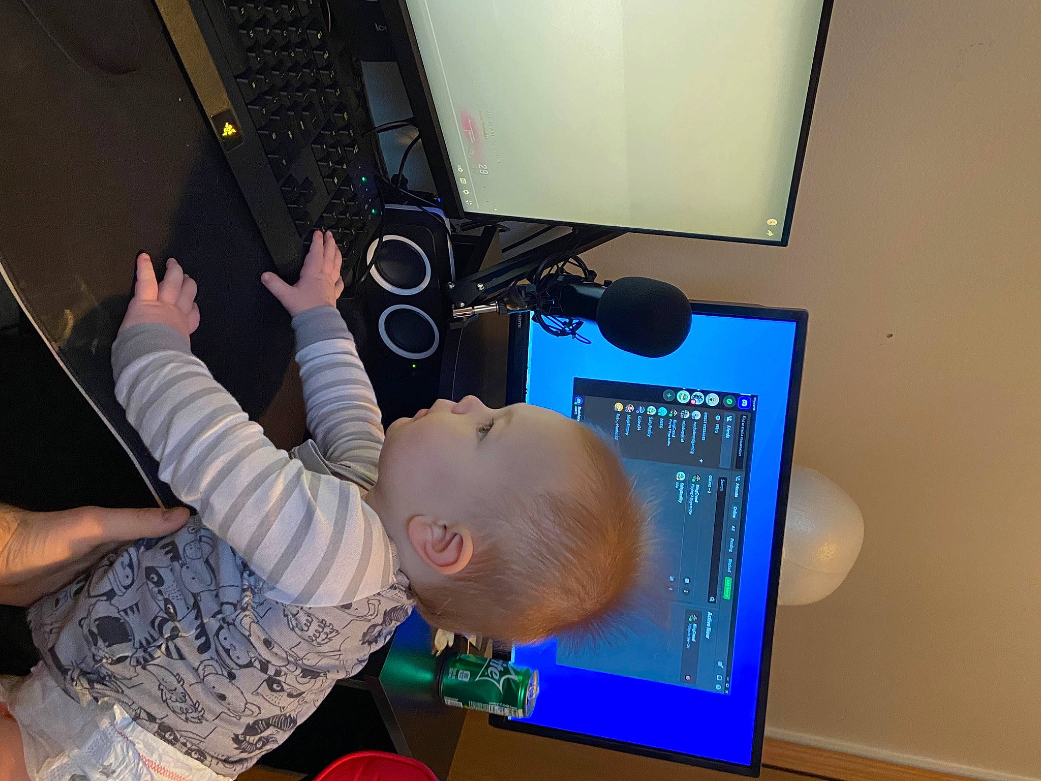 Jameson is registered to the contest to win money with this photo: audio_equipment, computer, computer_monitor, computer_monitor_accessory, desk, desktop_computer, display_device, electronic_device, engineering, flat_panel_display, gadget, hat, job, machine, multimedia, peripheral, person, personal_computer, room, t_shirt