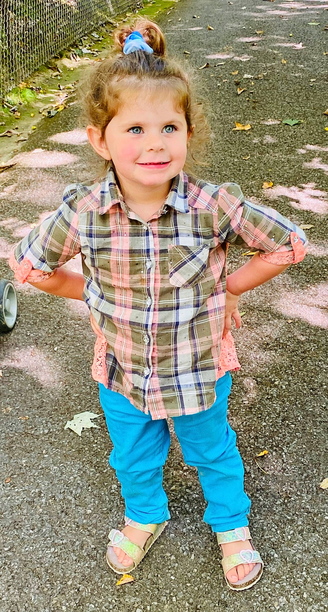 Araya joined the competition — help win amazing prizes! child, cool, denim, face, fun, grass, hairstyle, happy, head, joy, leisure, pattern, people_in_nature, person, plaid, plant, sleeve, smile, street_fashion, t_shirt