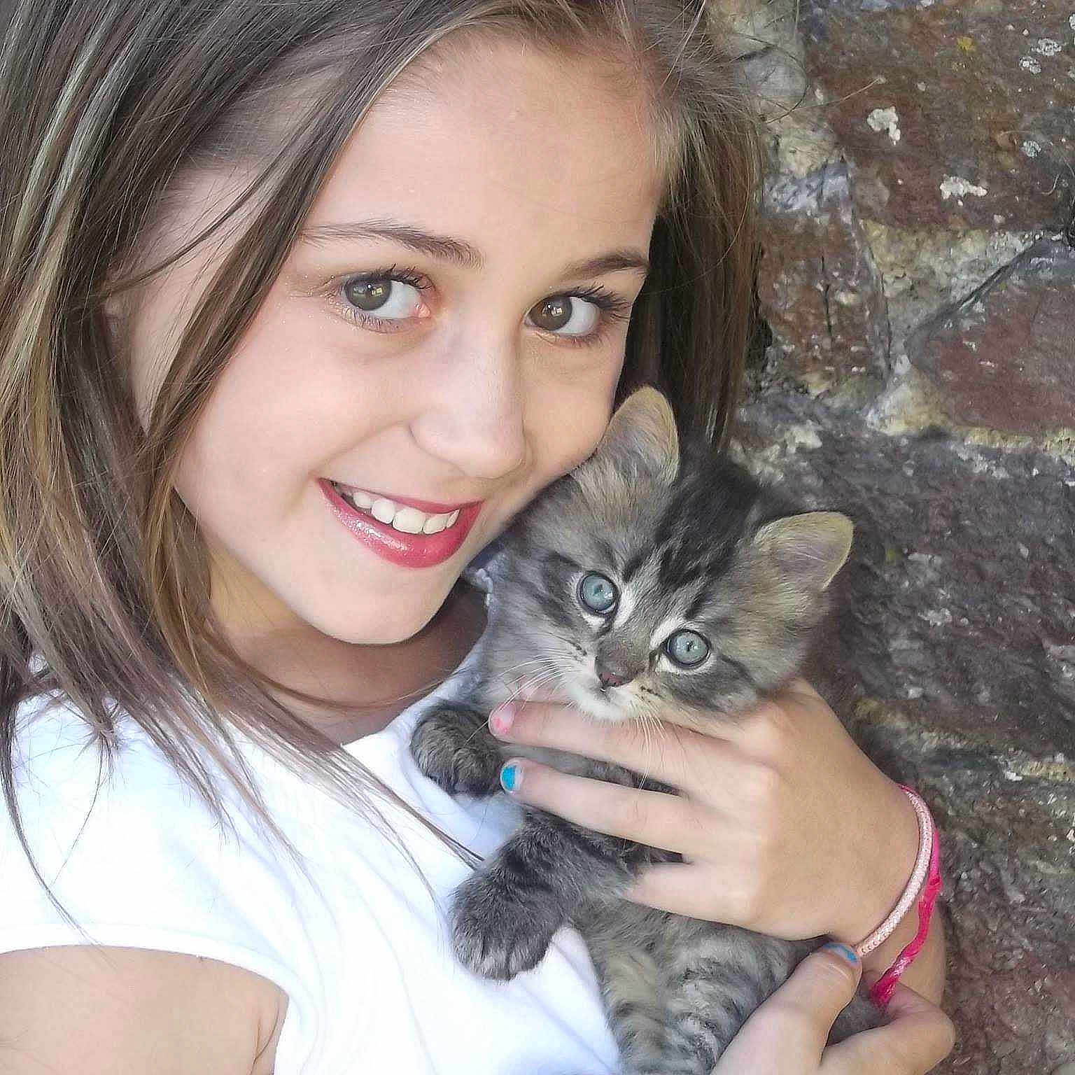 Celia a rejoint le concours — aidez-le/la à gagner de superbes lots !