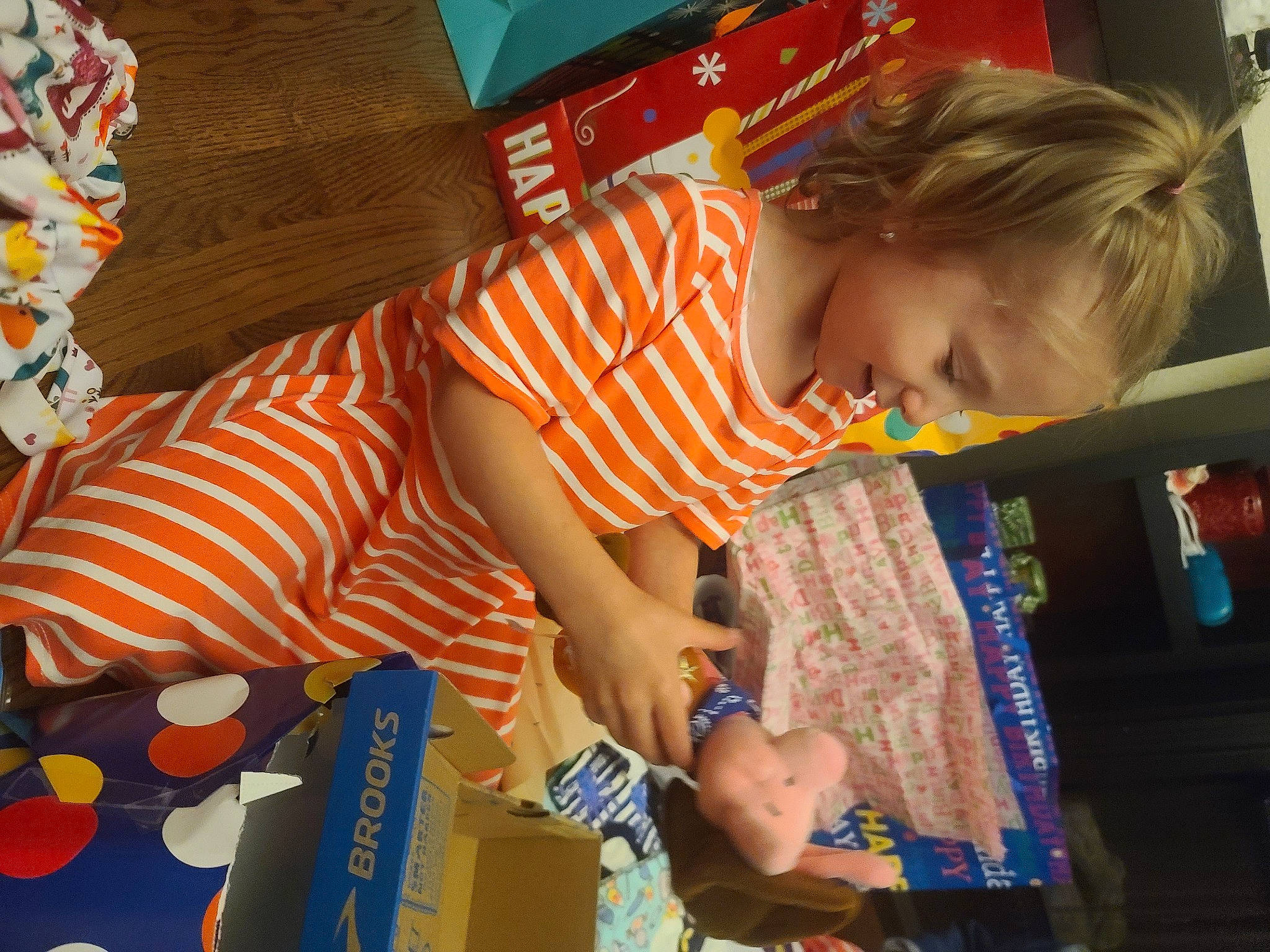 Star is registered to the contest to win money with this photo: child, event, fun, happy, holiday, joy, leisure, party, pattern, person, plastic, play, room, summer, toddler, vacation, visual_arts, world