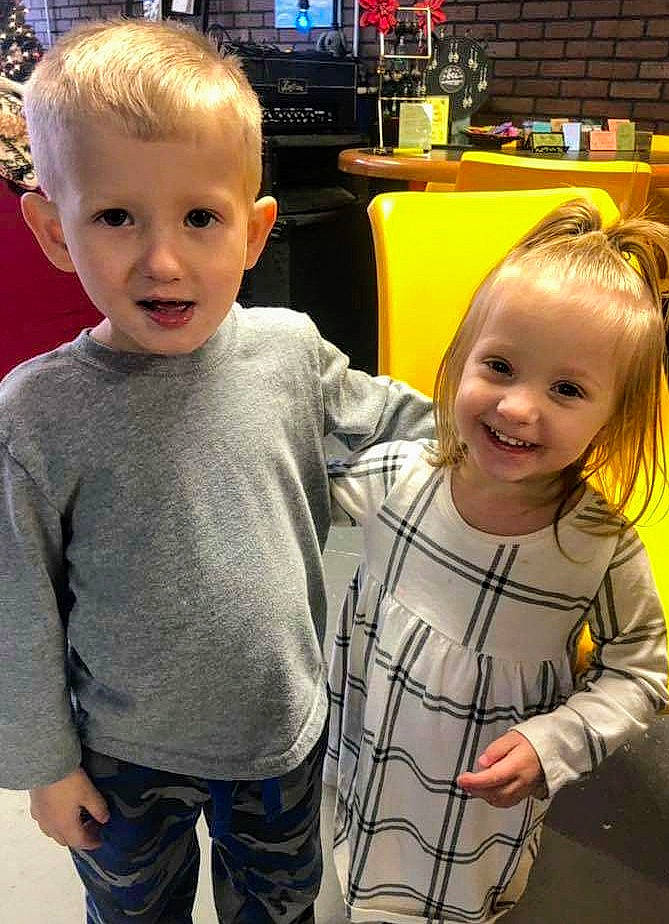 Alexus joined the competition — help win amazing prizes! arm, cheek, eye, face, facial_expression, hair, hairstyle, happy, head, human_body, iris, joint, joy, muscle, person, photograph, shoulder, skin, sleeve, smile