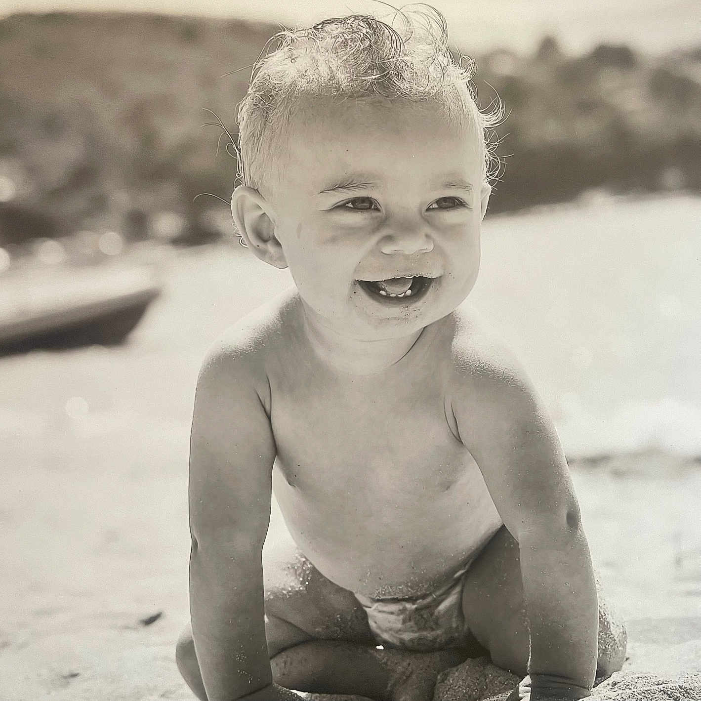 Petru Anto participe au concours pour gagner de l'argent avec cette photo : bare_chest, beach, child, curly_hair, cute, fun, happy, nature, outdoor, playful, portrait, sand, sandy, smiling, summer, sunlight, toddler, vacation, water, young