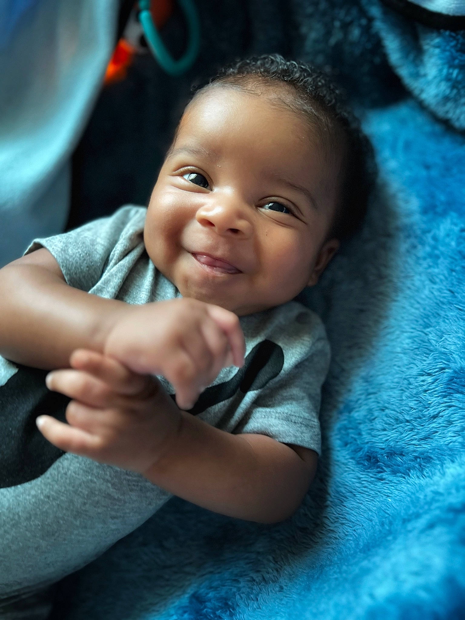 Kamarion is registered to the contest to win money with this photo: arm, azure, blue, cheek, chin, eye, eyebrow, face, flash_photography, hair, hand, happy, head, human, iris, joy, lip, mouth, nose, person