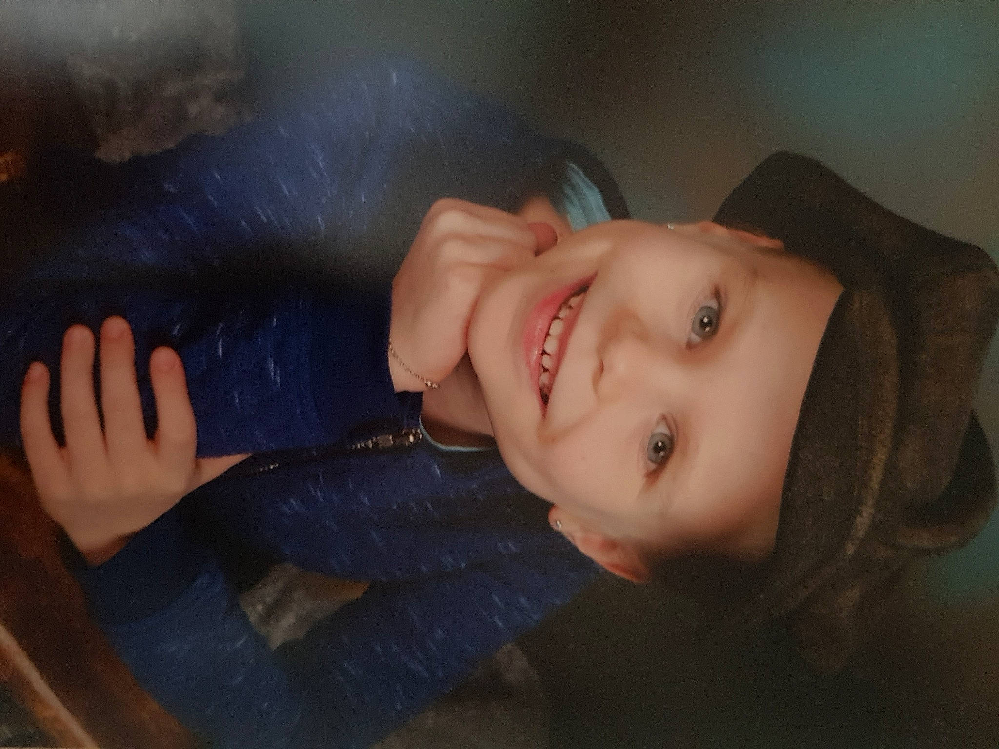 Maelyss participe au concours pour gagner de l'argent avec cette photo : baby, beauty, cheek, child, chin, ear, eye, eyebrow, face, forehead, fun, head, headwear, iris, joy, lip, mouth, neck, nose, organ