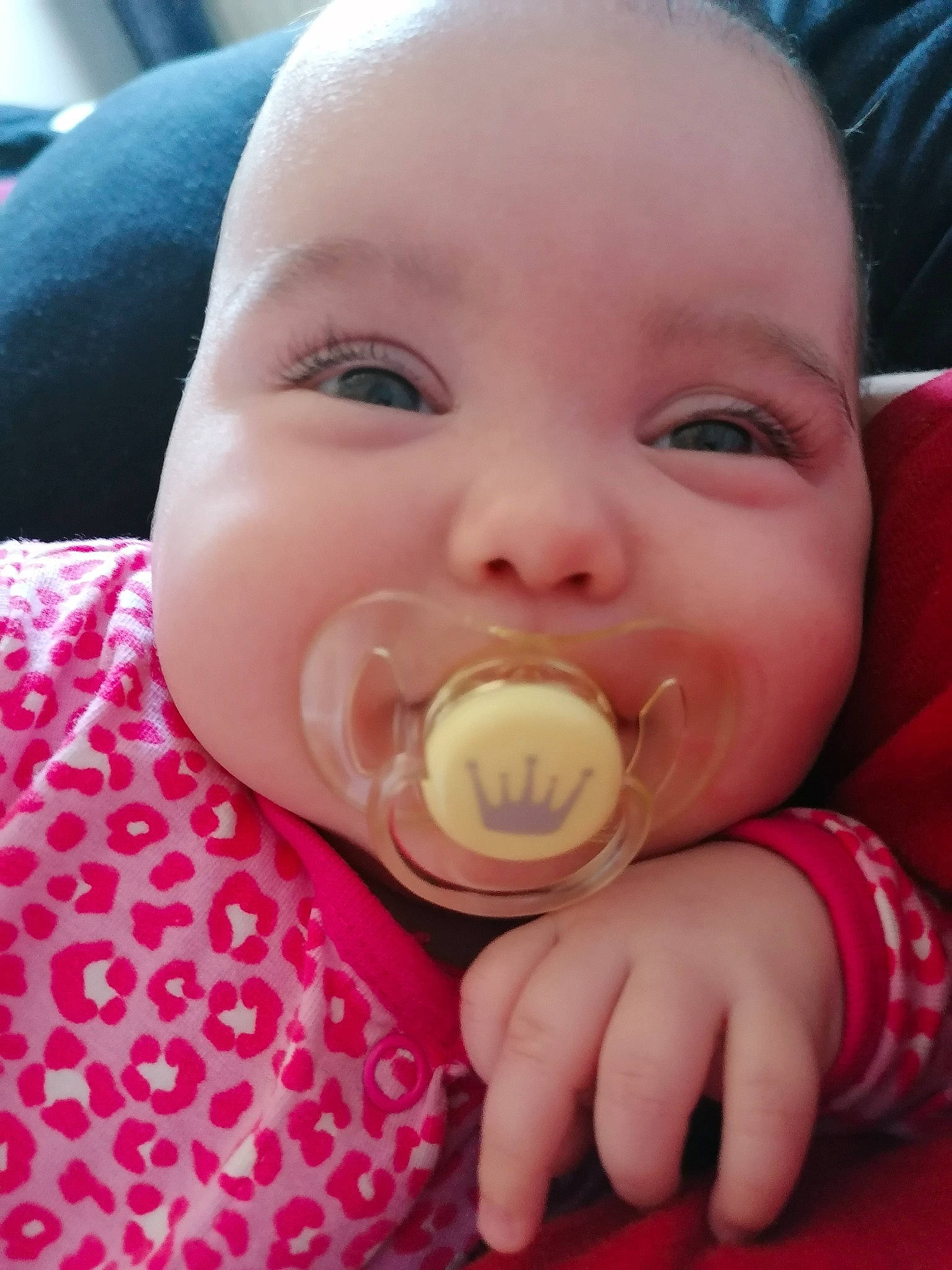 Mathilde a rejoint le concours — aidez-le/la à gagner de superbes lots ! baby, cheek, child, face, head, mouth, nose, person, skin, smile, toddler