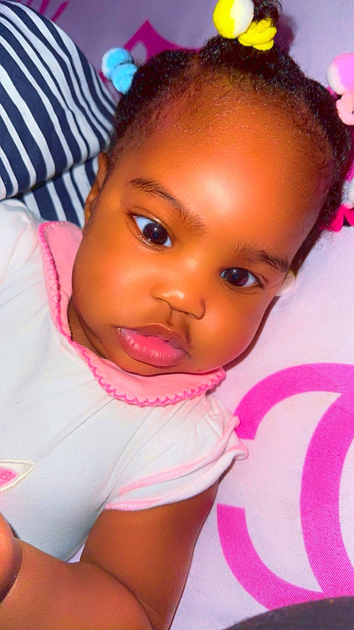 Eunice participe au concours pour gagner de l'argent avec cette photo : black_hair, cheek, child, chin, ear, eyebrow, eyelash, forehead, fun, hair, happy, iris, lip, magenta, mouth, neck, nose, person, pink, skin