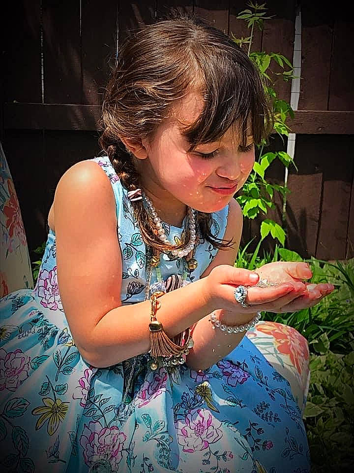 Camille is registered to the contest to win money with this photo: brown_hair, cool, day_dress, electric_blue, fashion_accessory, fashion_design, fawn, flash_photography, formal_wear, fun, grass, happy, jewellery, joy, magenta, necklace, pattern, person, plant, purple