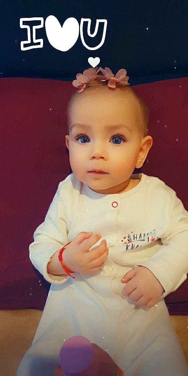 Rebecca is registered to the contest to win money with this photo: baby, cheek, child, chin, face, facial_expression, forehead, gesture, head, person, skin, smile, toddler