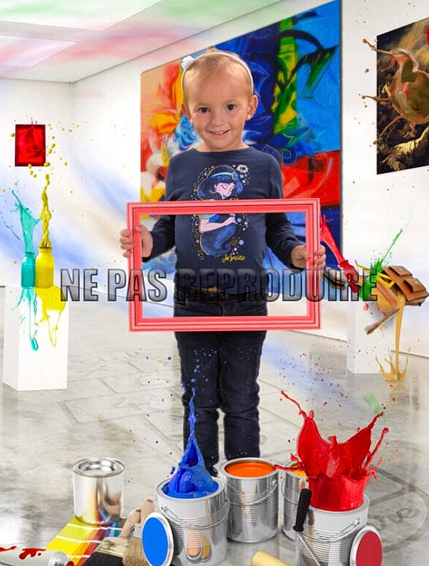 Maëlys participe au concours pour gagner de l'argent avec cette photo : art, child, child_art, costume, joy, person, play, room, toddler, visual_arts