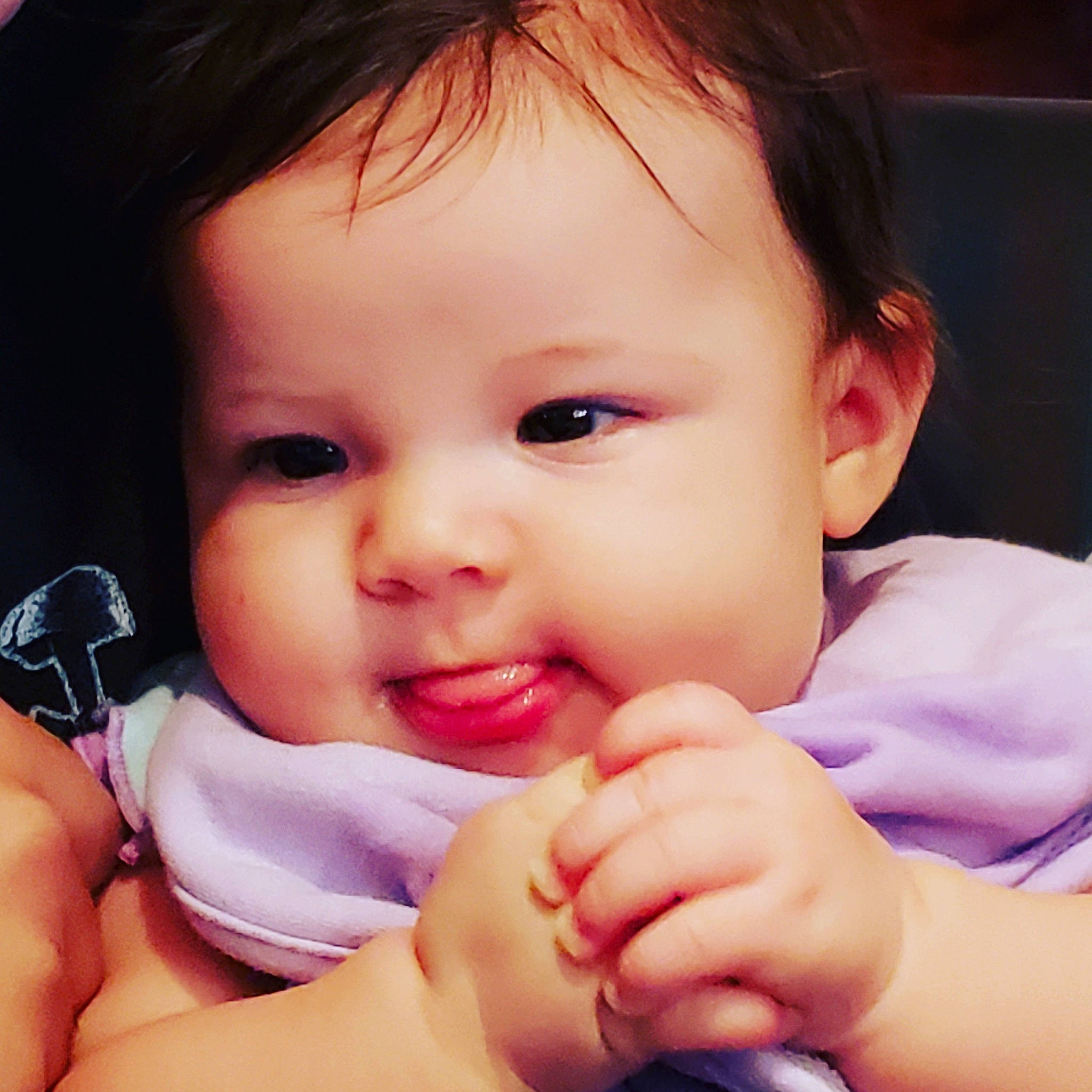 Lizzie is registered to the contest to win money with this photo: baby, beauty, cheek, child, chin, eye, face, facial_expression, finger, gesture, hand, happy, head, lip, mouth, nose, person, skin, smile, thumb