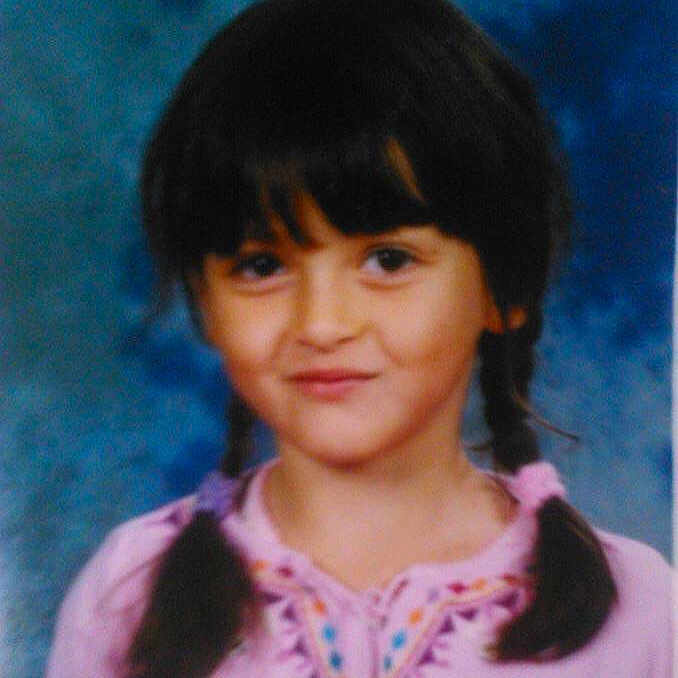 Sophia participe au concours pour gagner de l'argent avec cette photo :