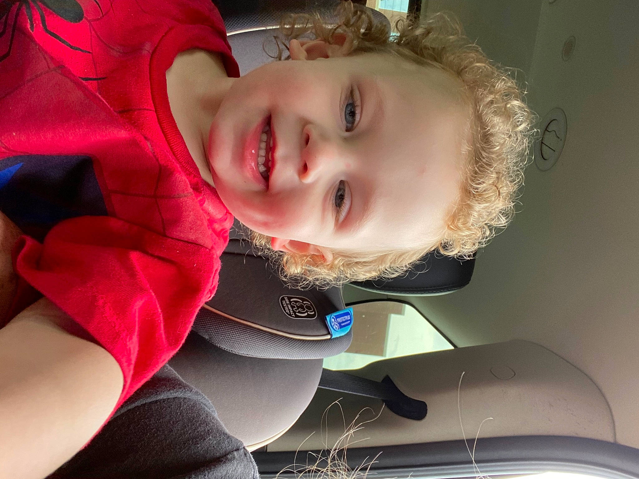 Benjamin is registered to the contest to win money with this photo: baby, blond, carmine, cheek, chest, child, electric_blue, eyelash, flash_photography, fun, happy, iris, joy, lip, mouth, neck, nose, person, selfie, skin