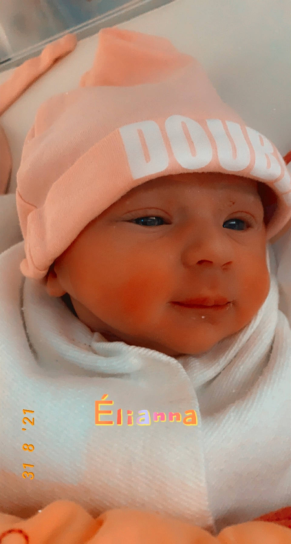 élianna participe au concours pour gagner de l'argent avec cette photo : baby, baby_toddler_clothing, cap, cheek, child, chin, close_up, eye, eyebrow, eyelash, fashion_accessory, fun, happy, hat, headgear, headwear, lip, nose, peach, person