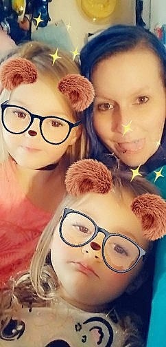 Faithann is registered to the contest to win money with this photo: cheek, chin, eye, eyebrow, face, facial_expression, forehead, glasses, hair, hairstyle, head, human, joy, lip, mouth, nose, organ, person, photograph, skin