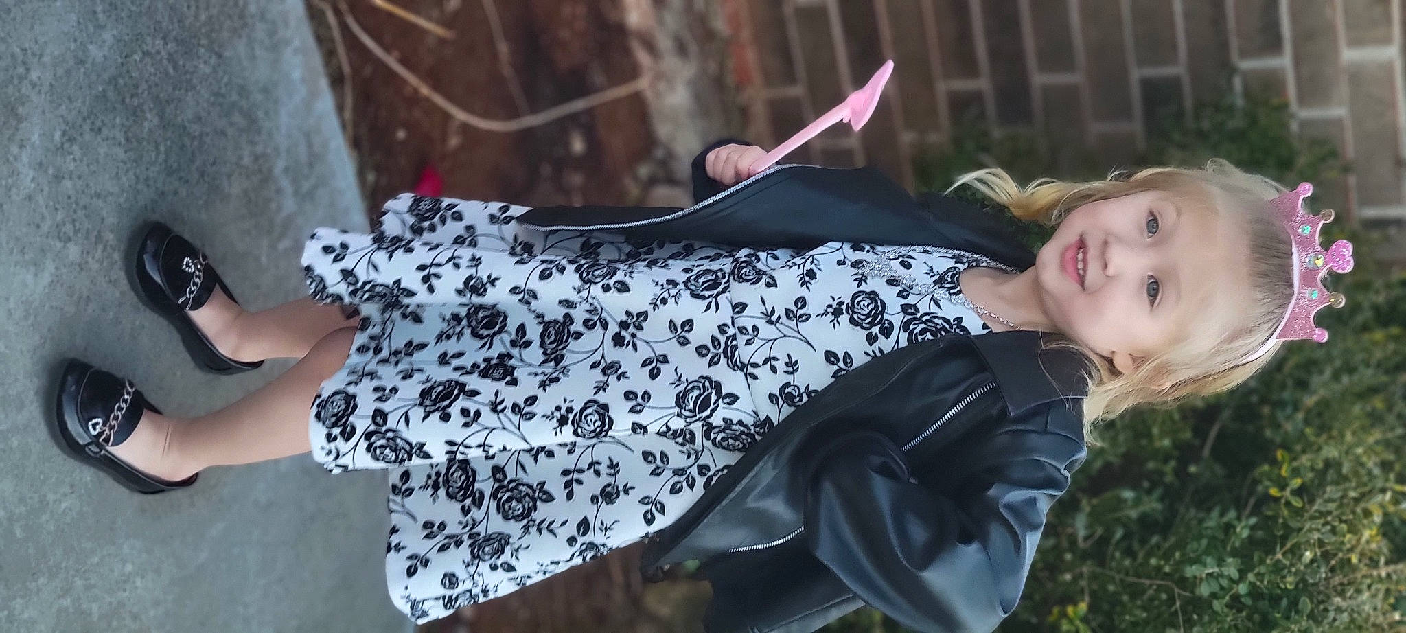 Heavenly is registered to the contest to win money with this photo: bag, day_dress, denim, dress, fashion_accessory, fashion_design, grass, human_leg, leaf, luggage_and_bags, pattern, person, plant, sitting, sleeve, smile, toddler, tree, visual_arts, waist