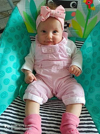 Nélya a rejoint le concours — aidez-le/la à gagner de superbes lots ! baby, baby_products, baby_toddler_clothing, cheek, child, headwear, joy, person, pink, product, smile, toddler