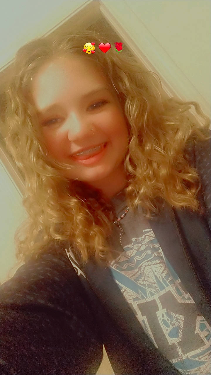 Azlynn joined the competition — help win amazing prizes! black_hair, chin, cool, eye, eyebrow, eyelash, eyewear, flash_photography, hair, happy, iris, jaw, joy, layered_hair, lip, lipstick, mouth, neck, nose, person