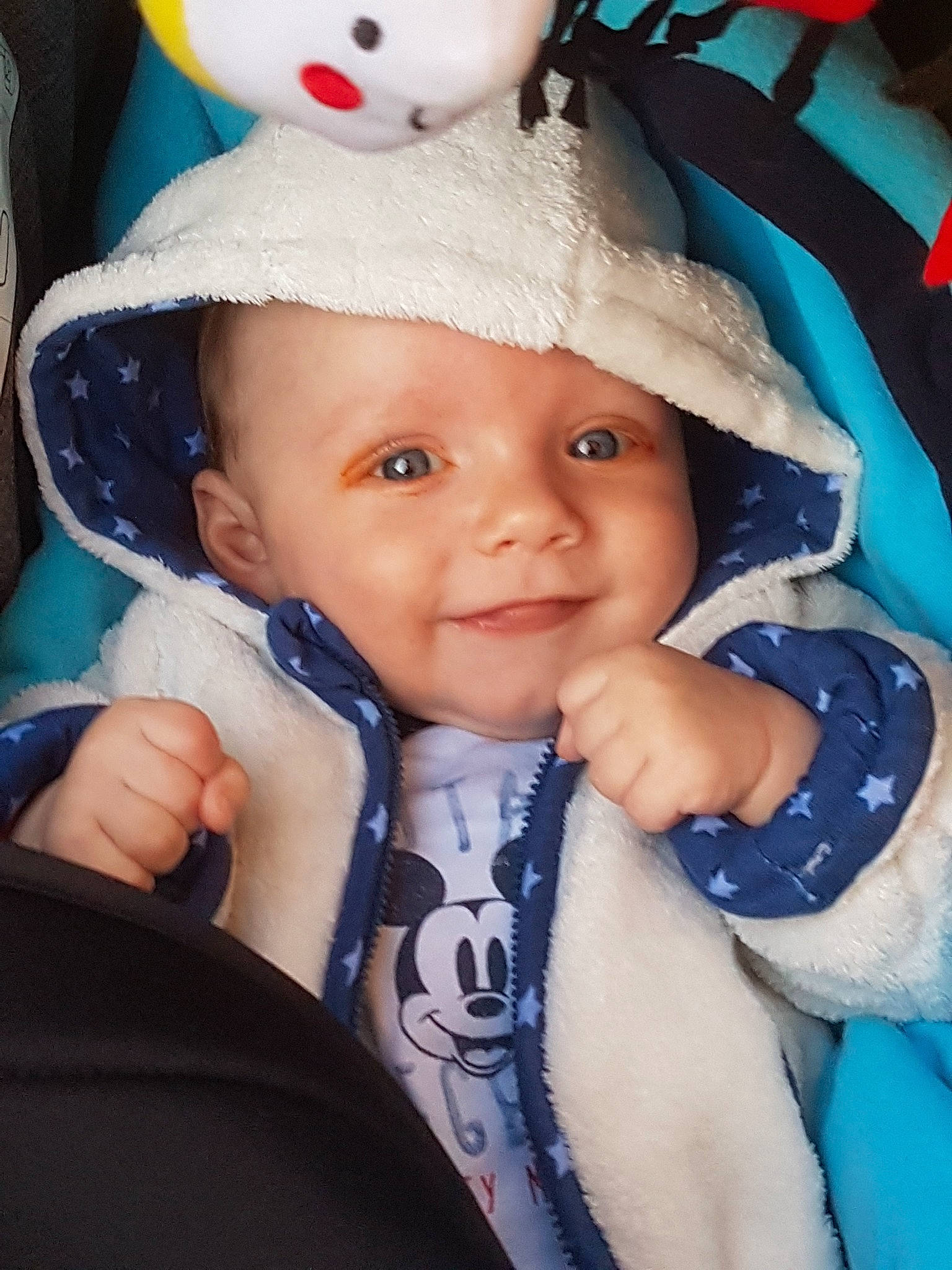 Mathis participe au concours pour gagner de l'argent avec cette photo : baby, baby_products, cheek, child, cool, eye, face, hat, head, headgear, headwear, joy, lip, person, product, skin, smile, toddler