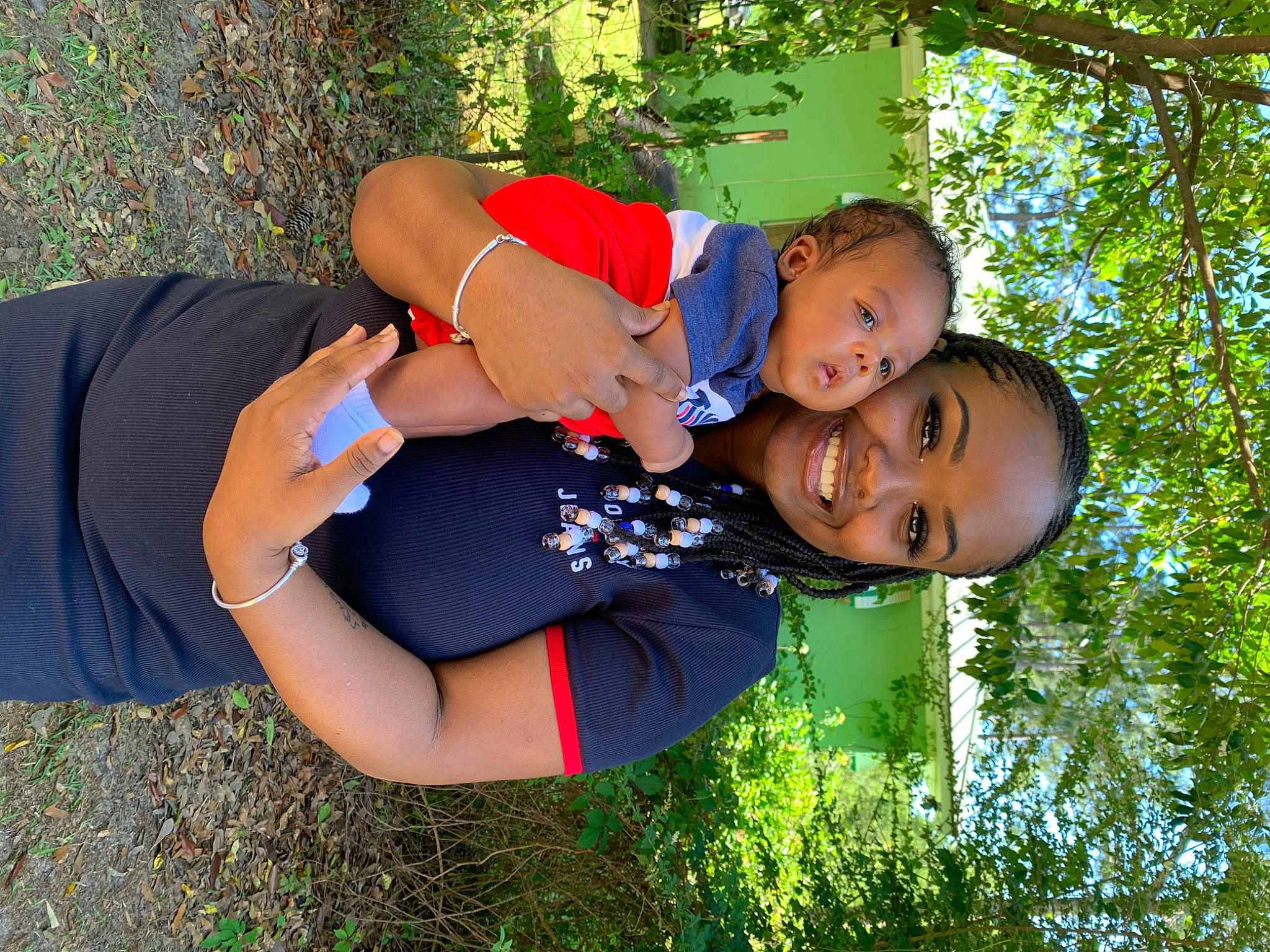 Diovel is registered to the contest to win money with this photo: child, elbow, electric_blue, fun, grass, grassland, happy, hat, joint, joy, leisure, people_in_nature, person, plant, smile, spring, summer, t_shirt, thigh, toddler