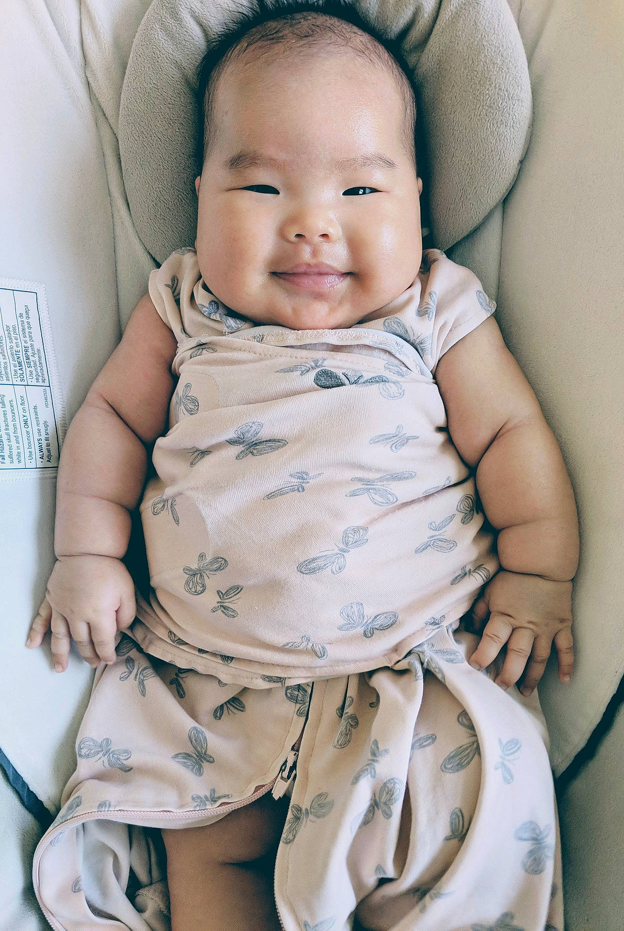 Jada is registered to the contest to win money with this photo: abdomen, baby_products, child, eye, girl, infant, joy, person, product, sitting, skin, smile, toddler