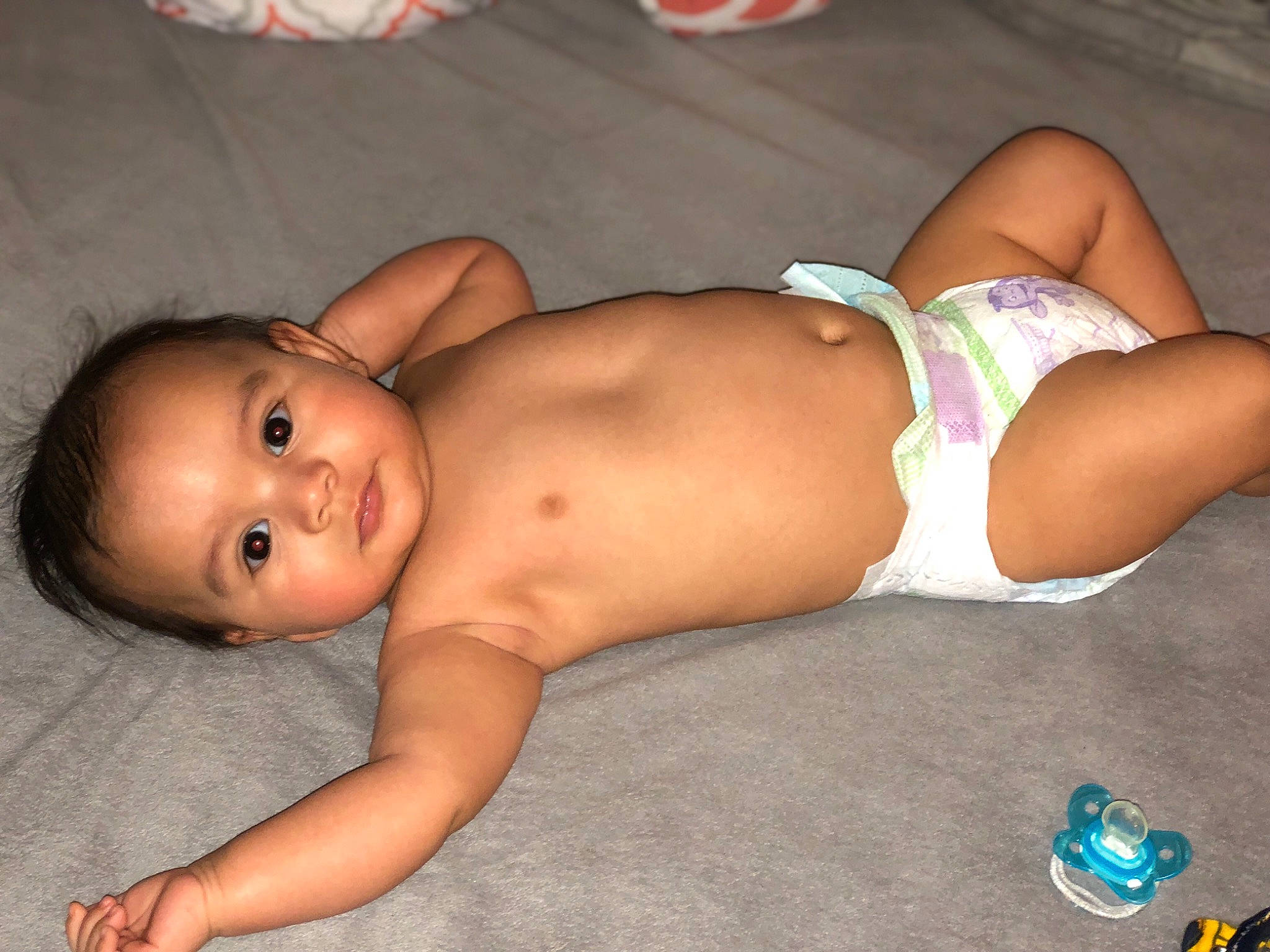 Juliano is registered to the contest to win money with this photo: baby, child, diaper, person, stomach, toddler