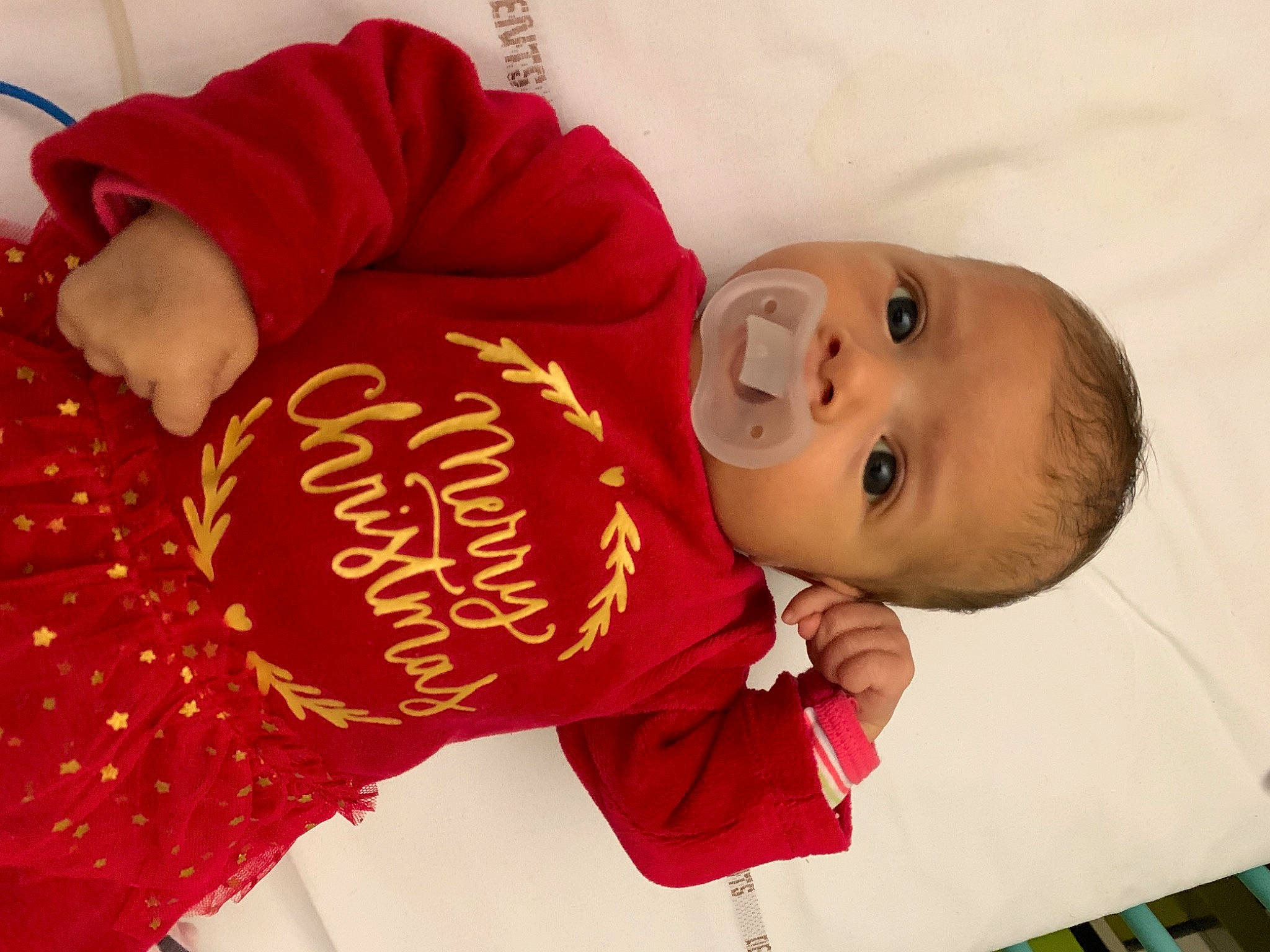 Elena participe au concours pour gagner de l'argent avec cette photo : baby, baby_products, baby_sleeping, baby_toddler_clothing, carmine, cheek, child, comfort, font, happy, love, magenta, outerwear, person, pink, room, sleeve, smile, t_shirt, toddler