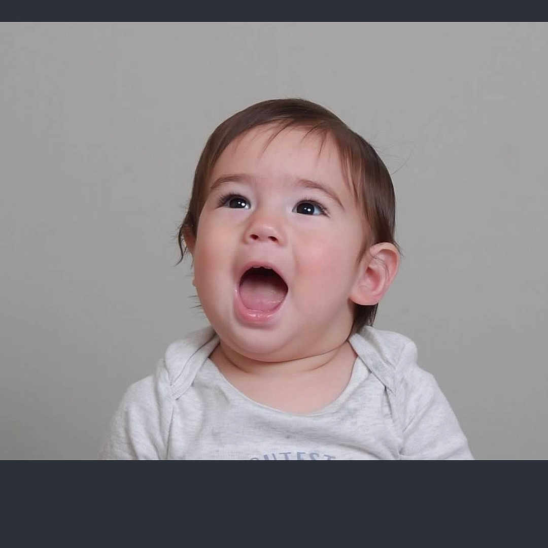Enzo is registered to the contest to win money with this photo: baby, babylaughing, face, happy, head, person, photography, portrait, yawning