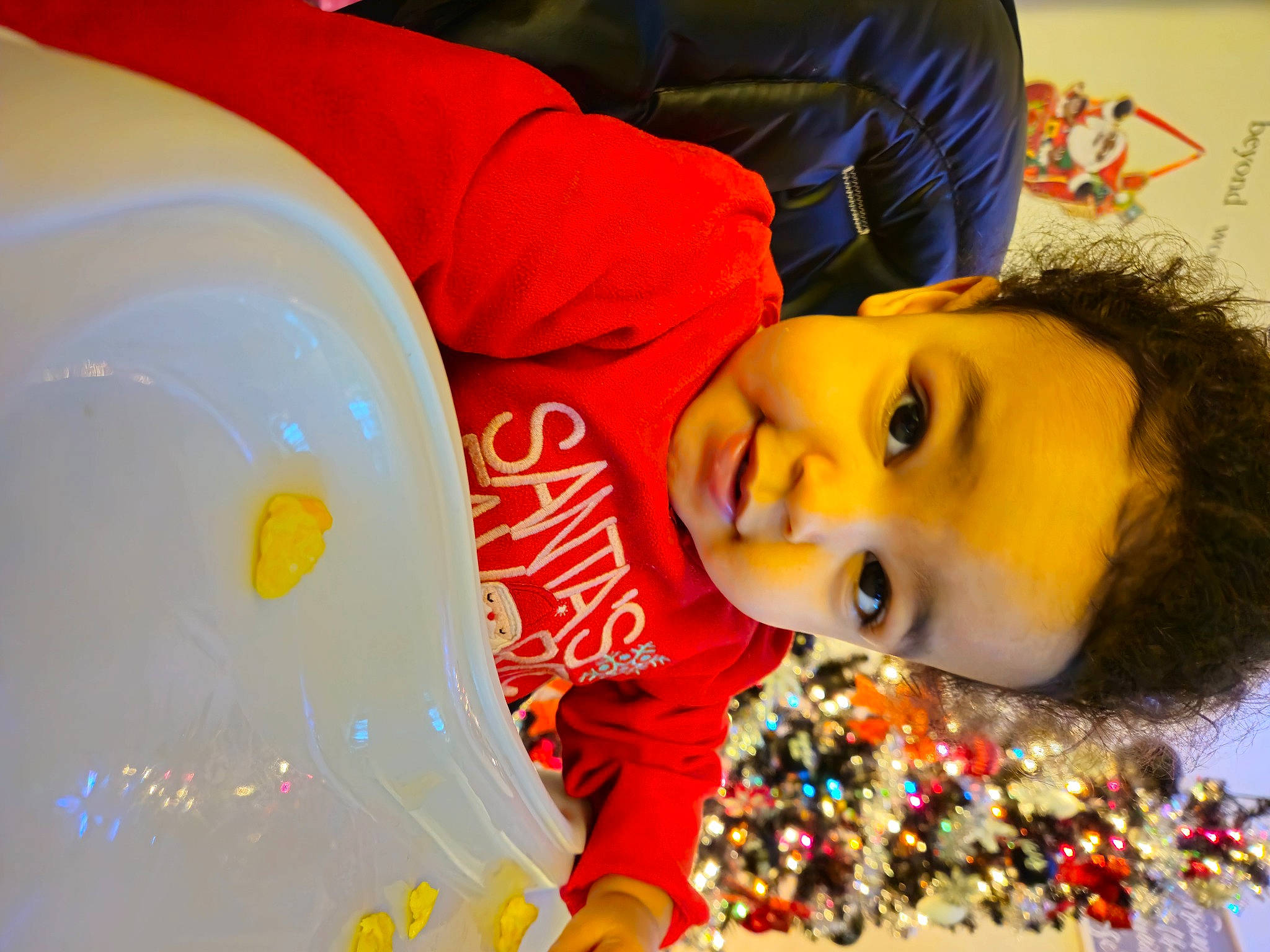 Lyrik joined the competition — help win amazing prizes! balloon, child, event, eyelash, flooring, fun, happy, leisure, orange, party, party_supply, pattern, person, plastic, play, room, smile, sweetness, t_shirt, toddler