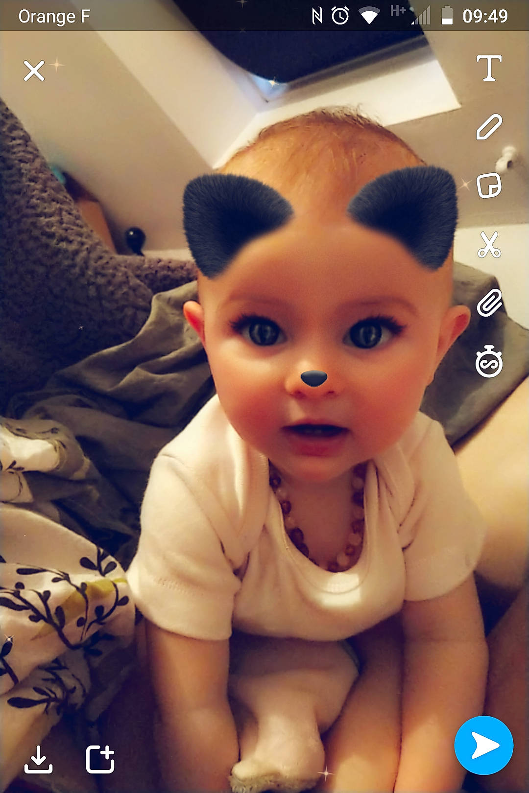 Manon participe au concours pour gagner de l'argent avec cette photo :