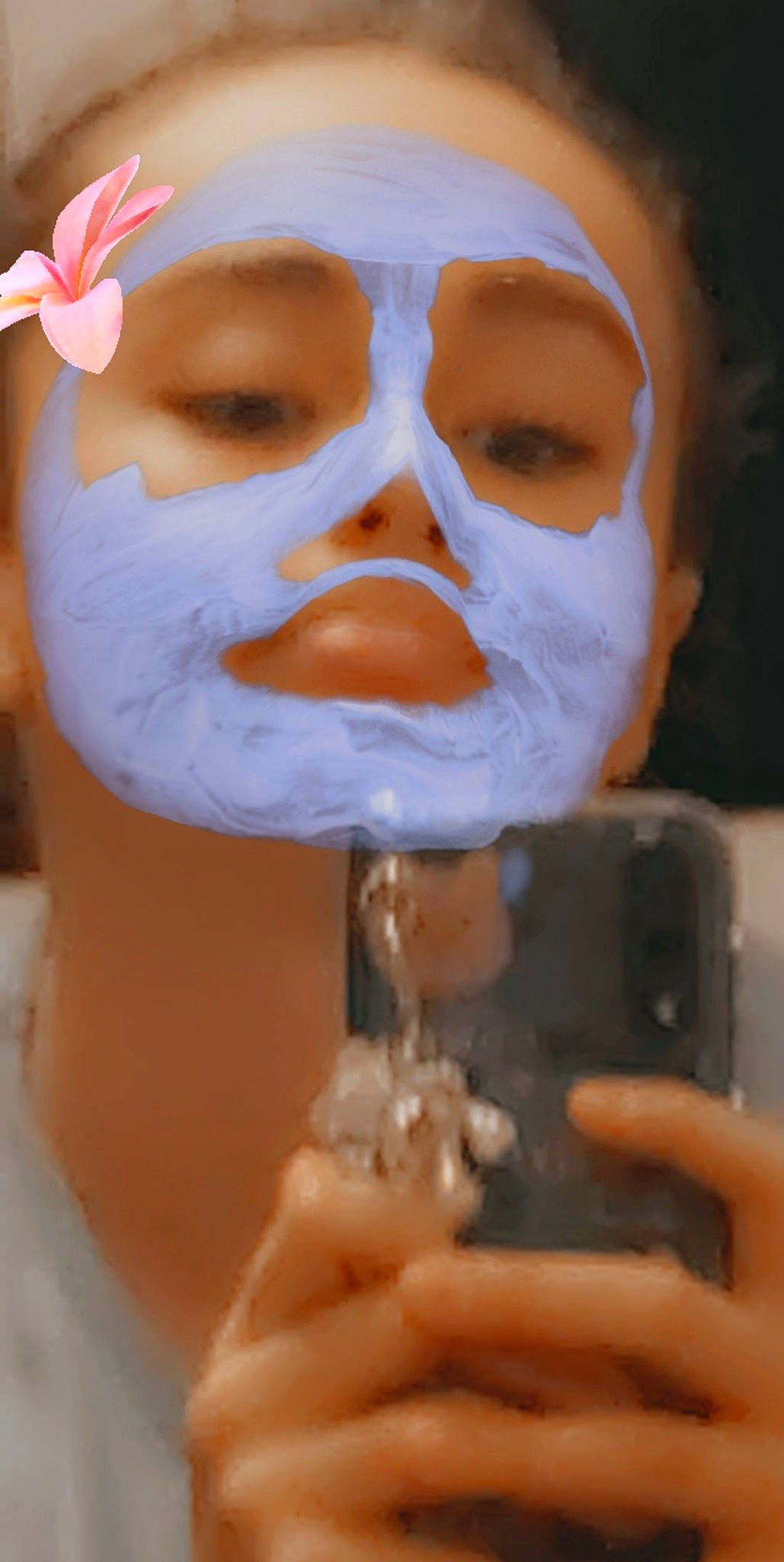 Ilona participe au concours pour gagner de l'argent avec cette photo : beard, costume, eyelash, eyewear, facial_hair, fashion_accessory, fluid, fun, human_body, jaw, laboratory_equipment, mask, masque, moustache, person, personal_protective_equipment, petal, plastic, service, toy