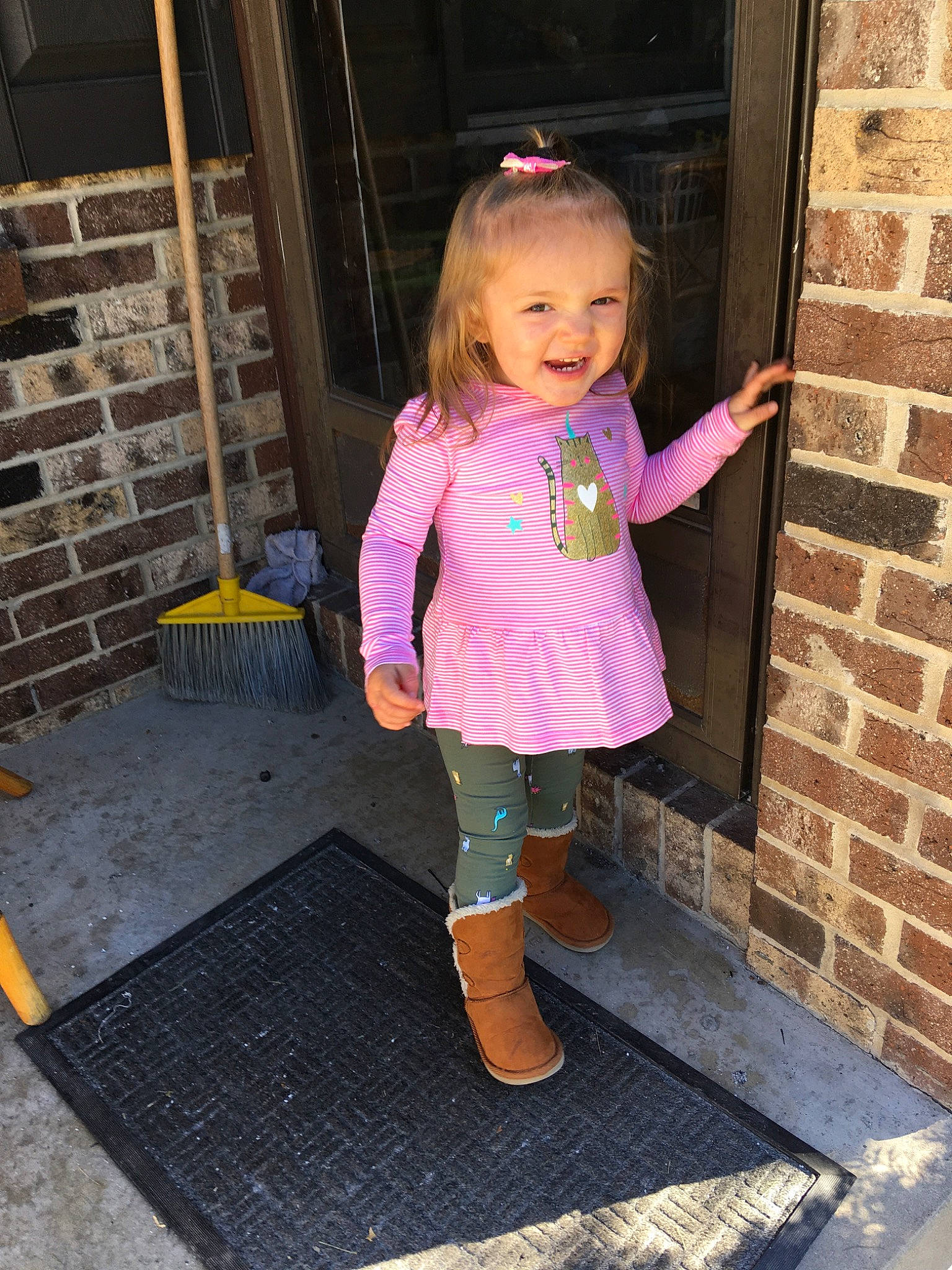 Braylynn is registered to the contest to win money with this photo: child, joy, person, pink, shoe, standing, toddler